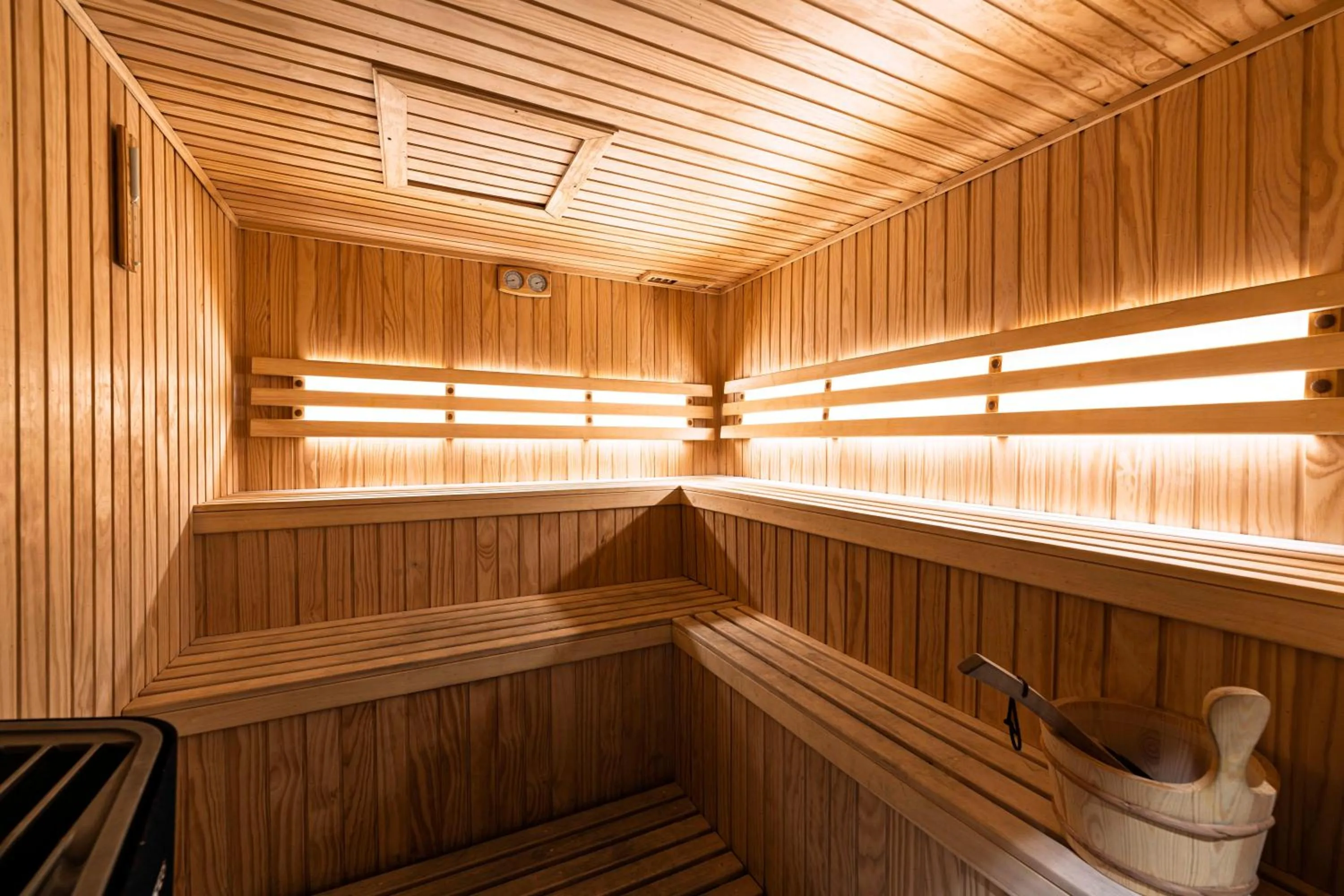 Sauna in Spot Suites