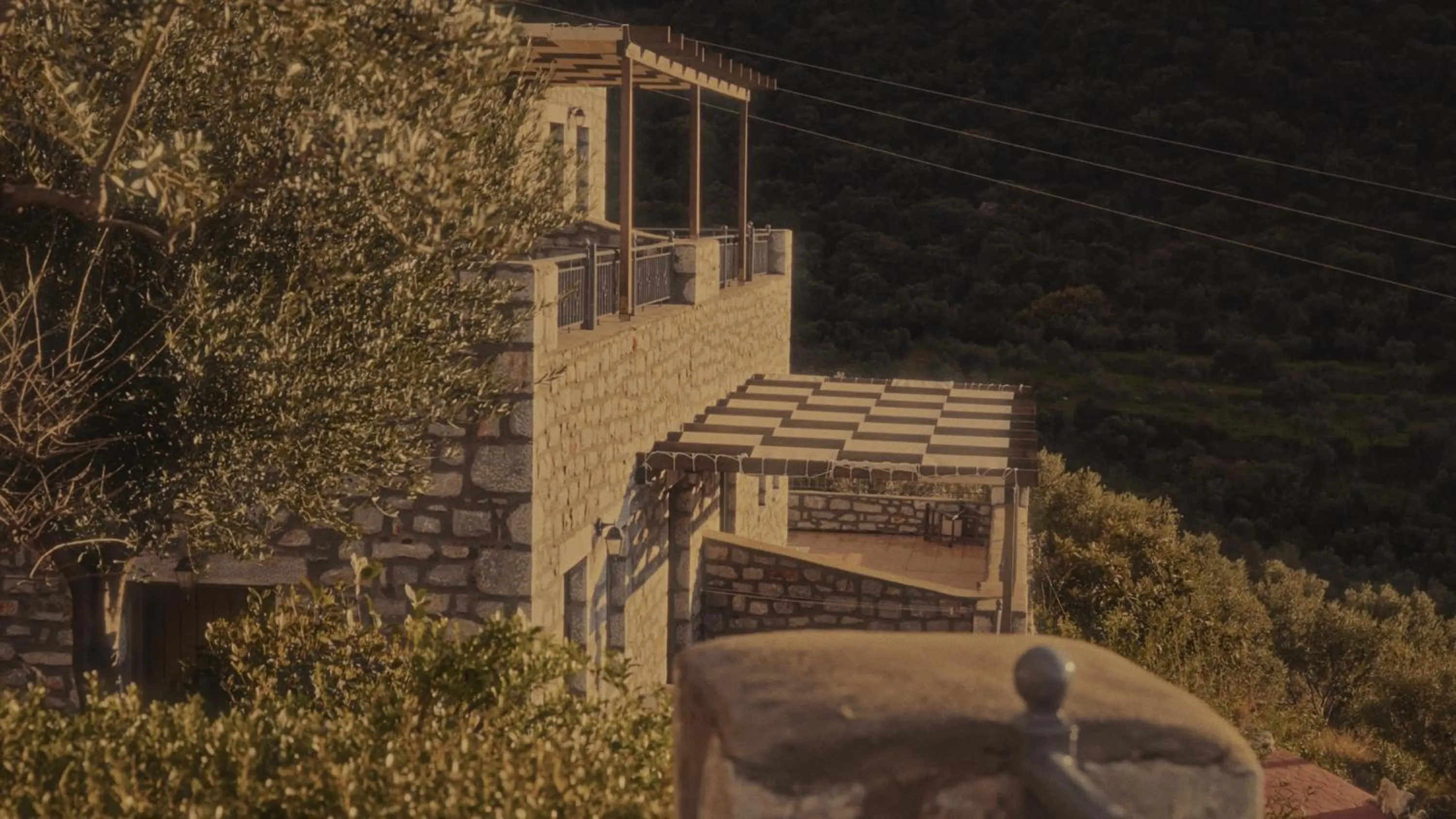 Property building in Onar Mani Suites