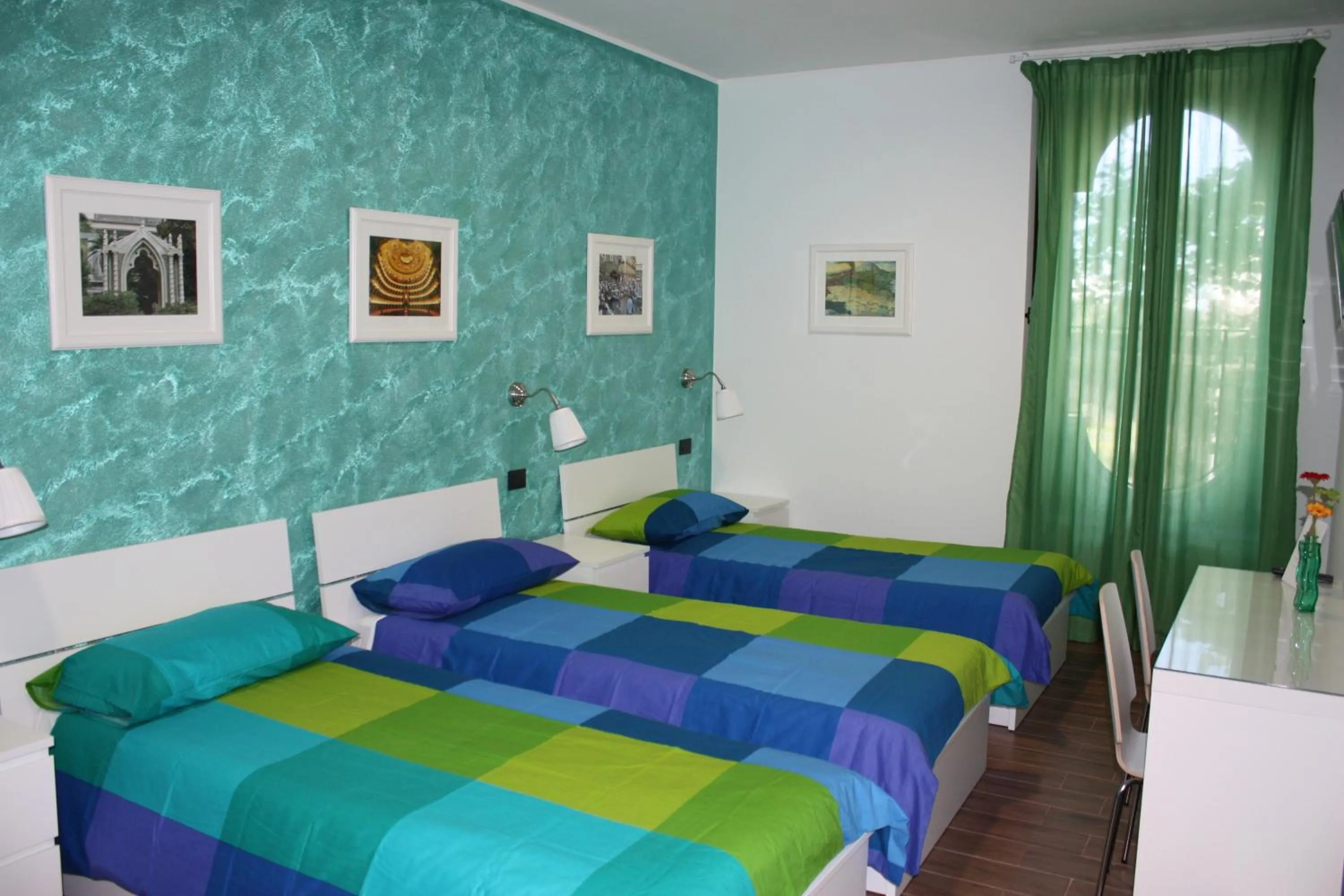 Triple Room with Private Bathroom in Duomo Bed & Breakfast