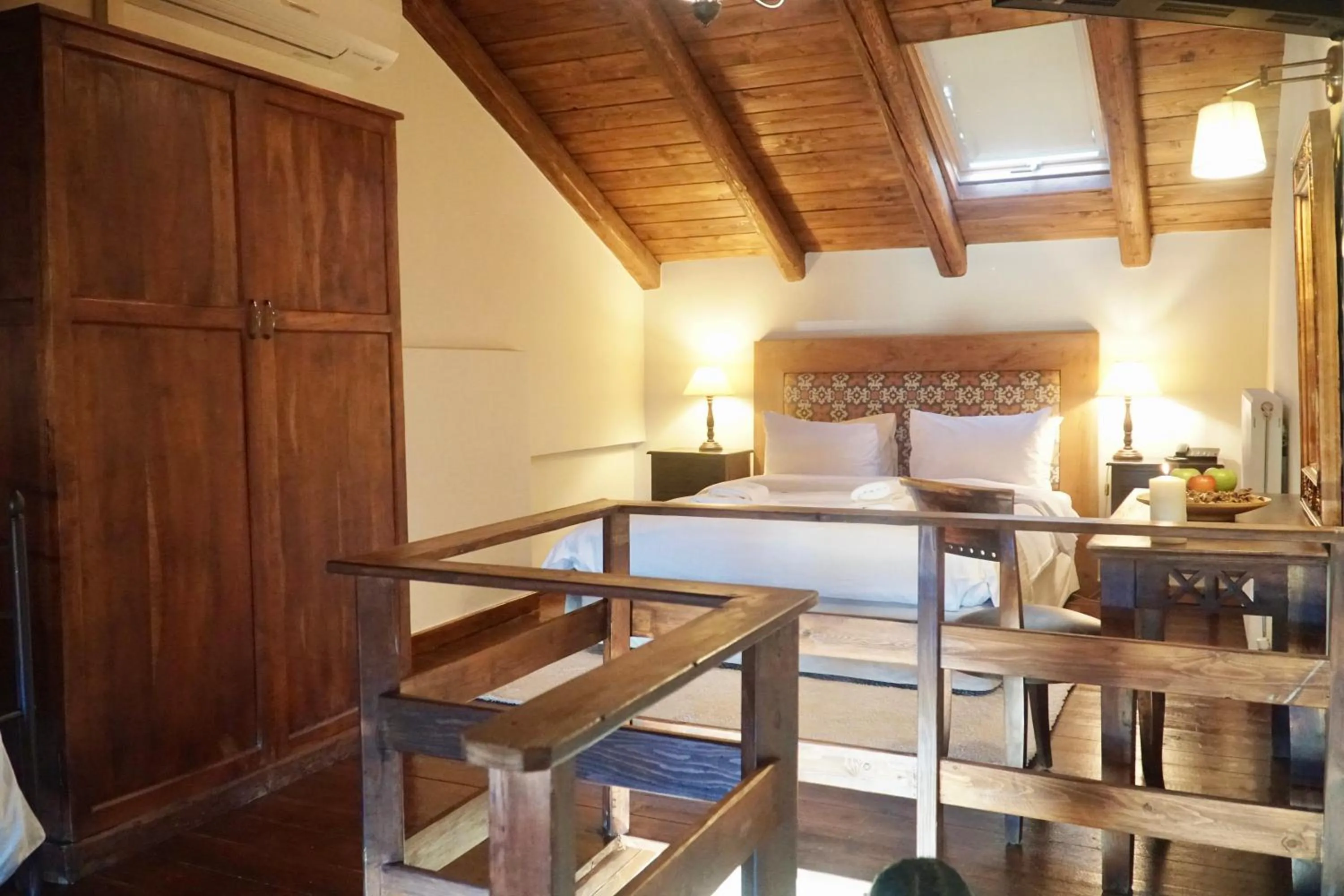 Bedroom, Bed in Xenonas Iresioni