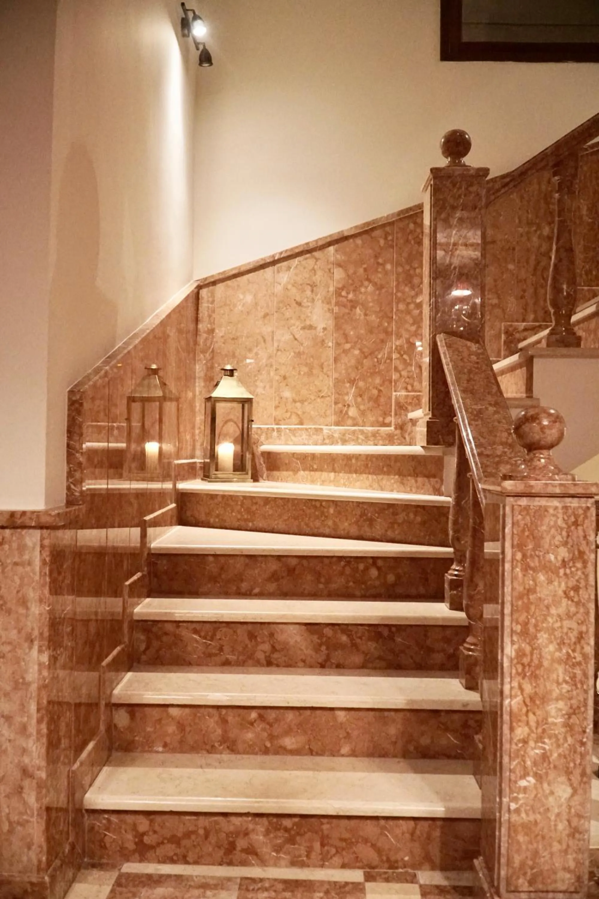 Lobby or reception in Xenonas Iresioni