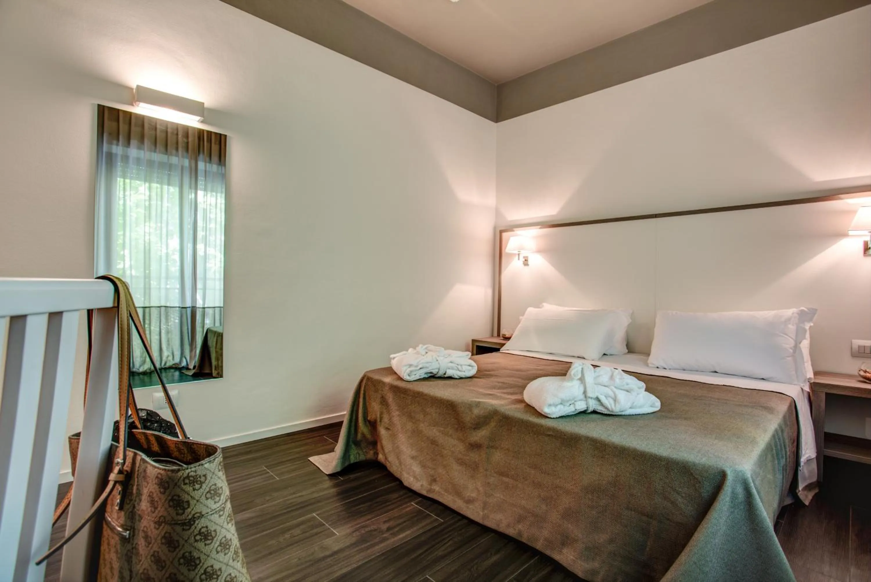 Photo of the whole room, Bed in Hotel Cristallo