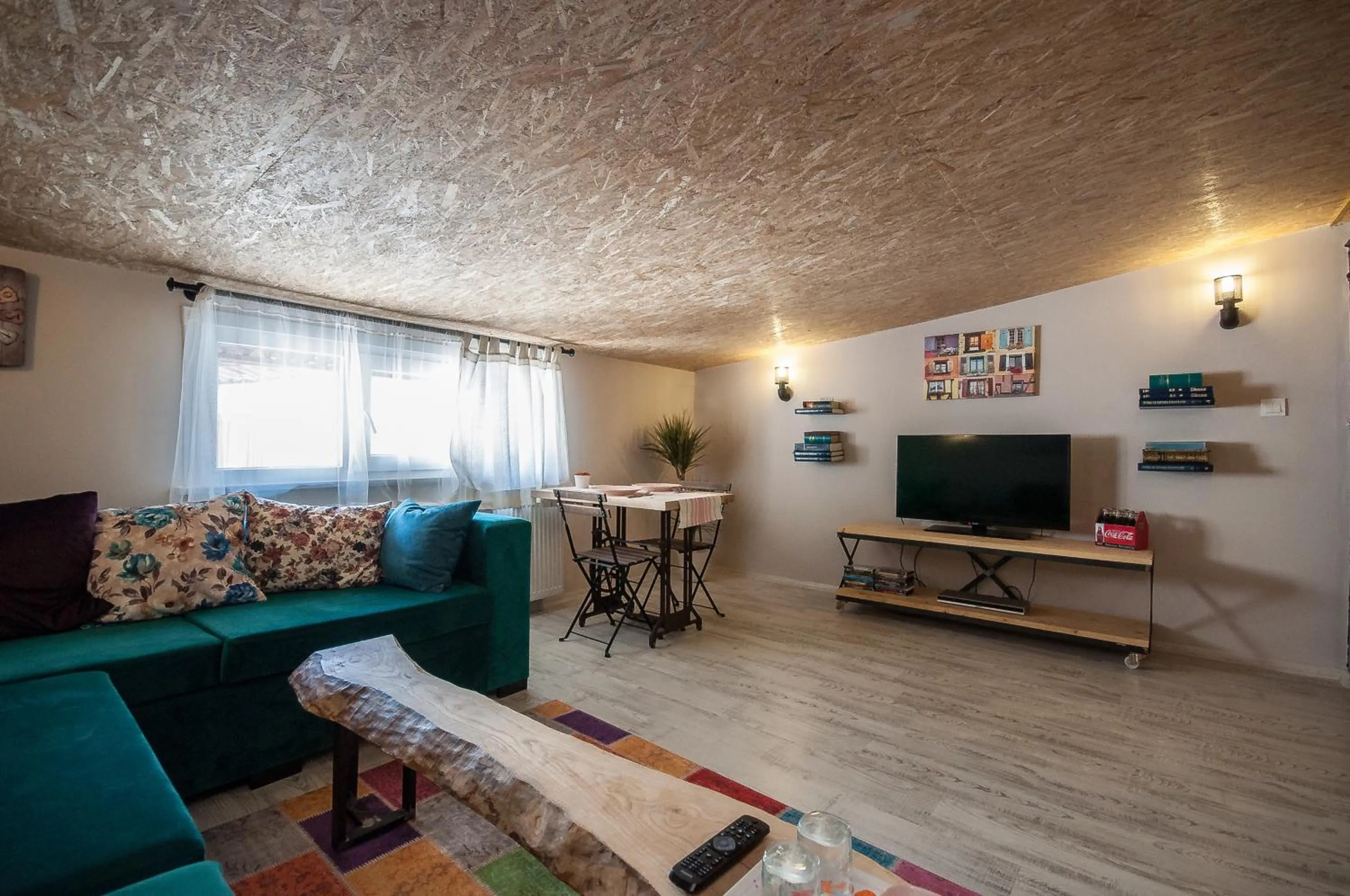 Day in Newway Apartments