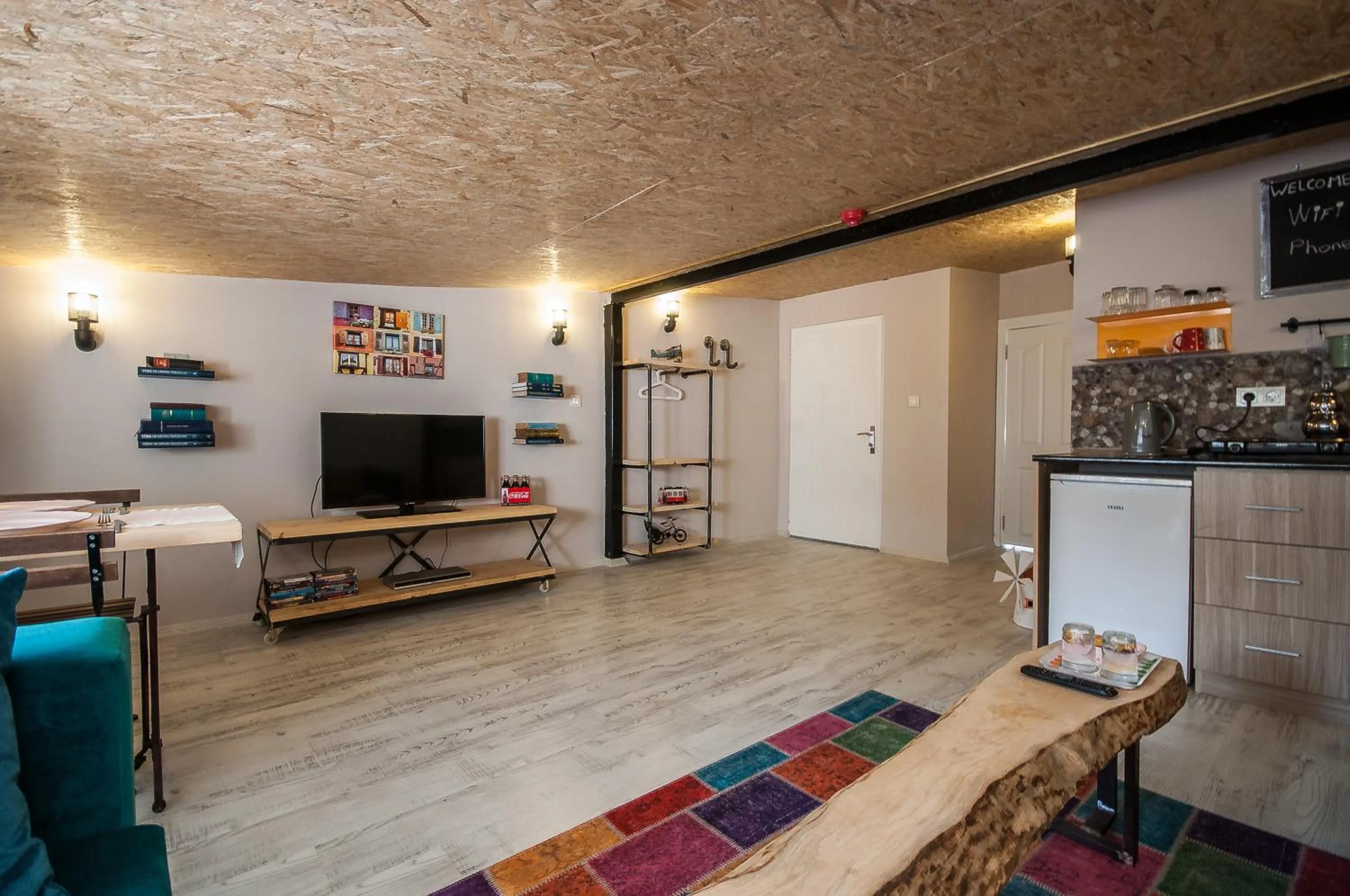 Decorative detail in Newway Apartments