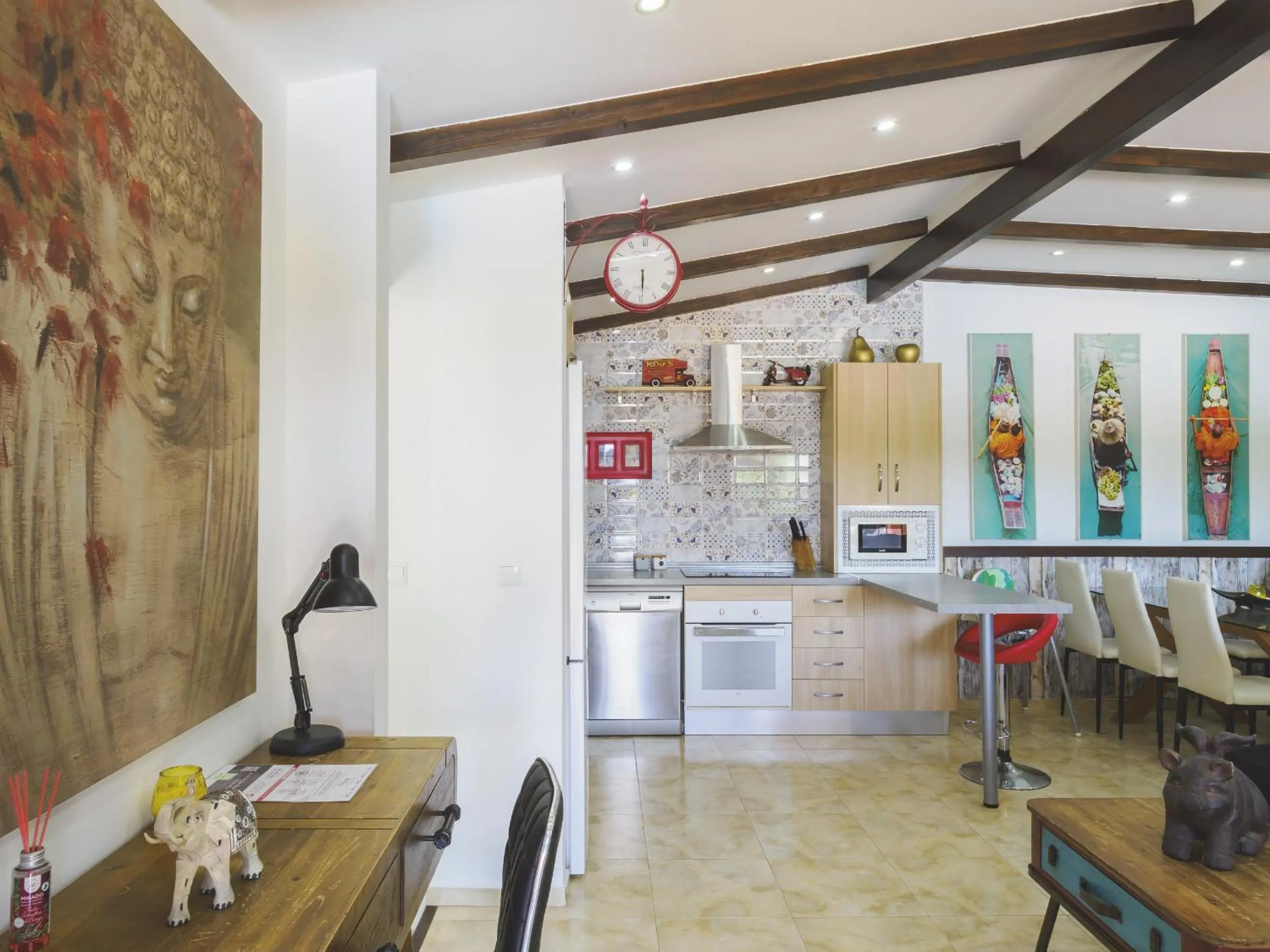 Communal lounge/ TV room in Cubo's Finca el Nogal