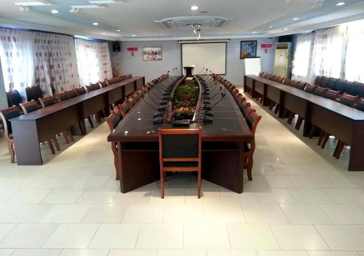 Business facilities in Sun Beach Hôtel