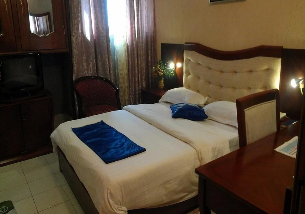 City view, Bed in Sun Beach Hôtel