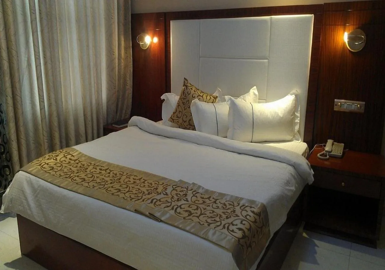 City view, Bed in Sun Beach Hôtel