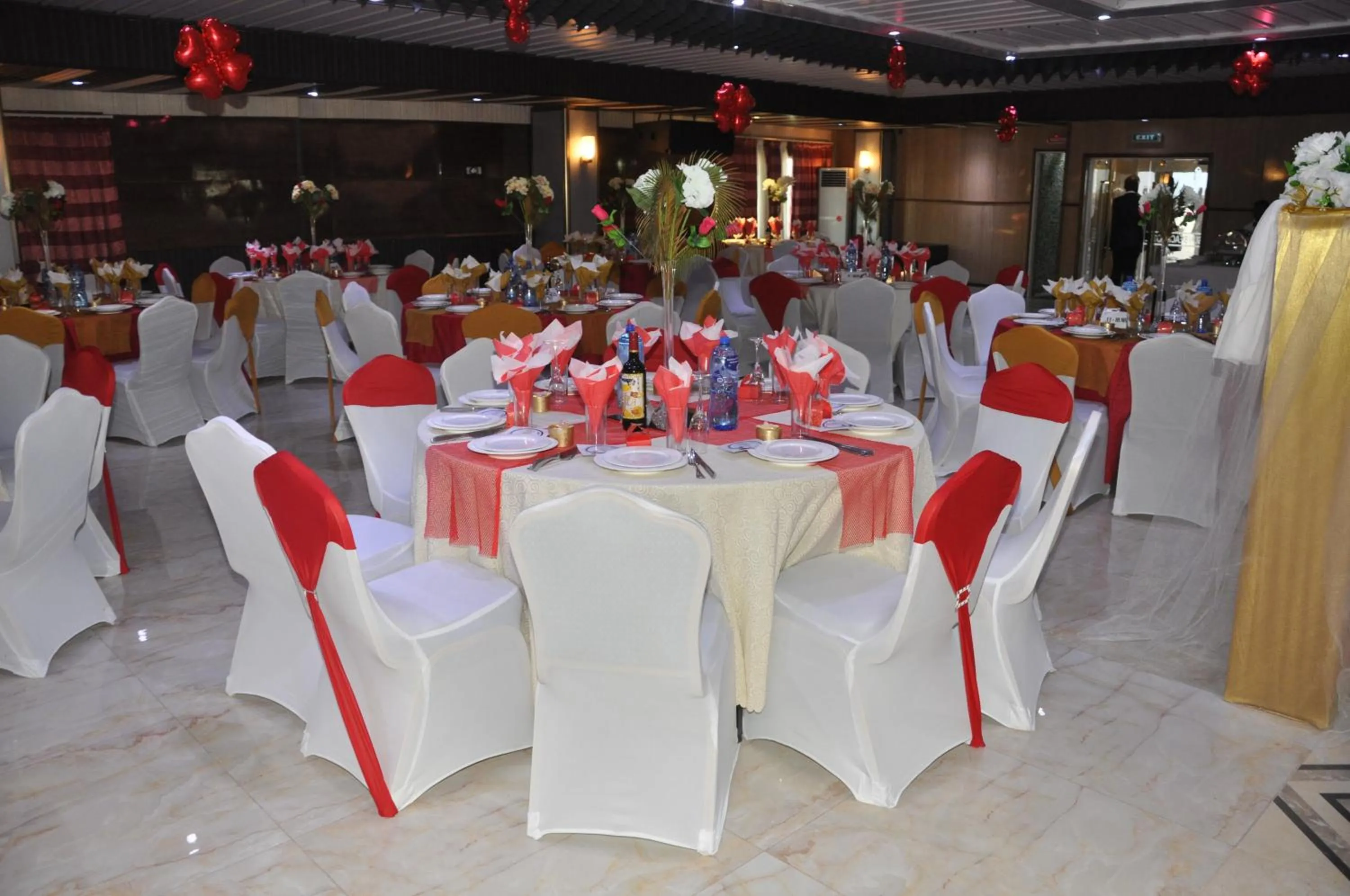 Banquet/Function facilities in Sun Beach Hôtel