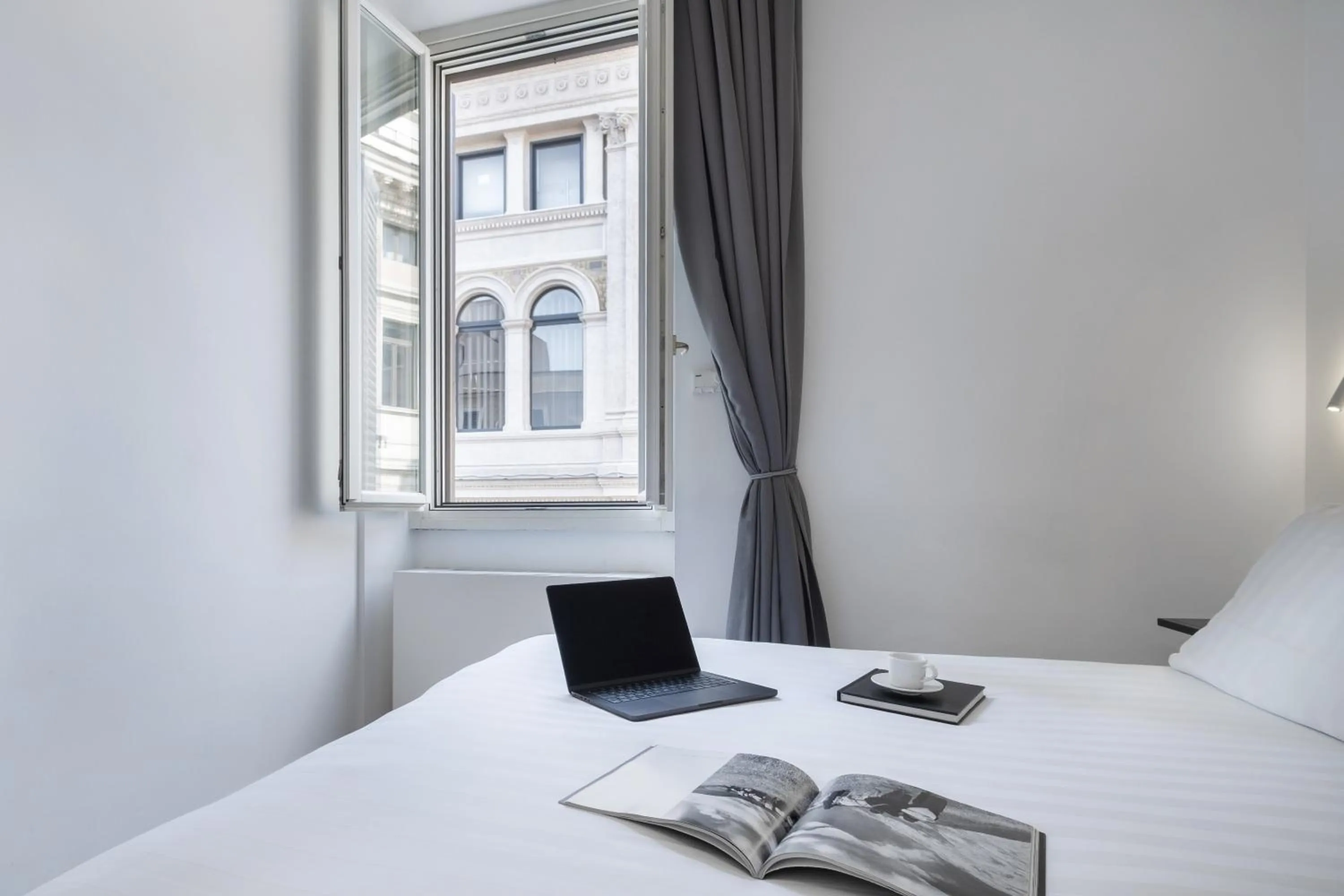 Bedroom, Bed in Oriana Homèl Roma