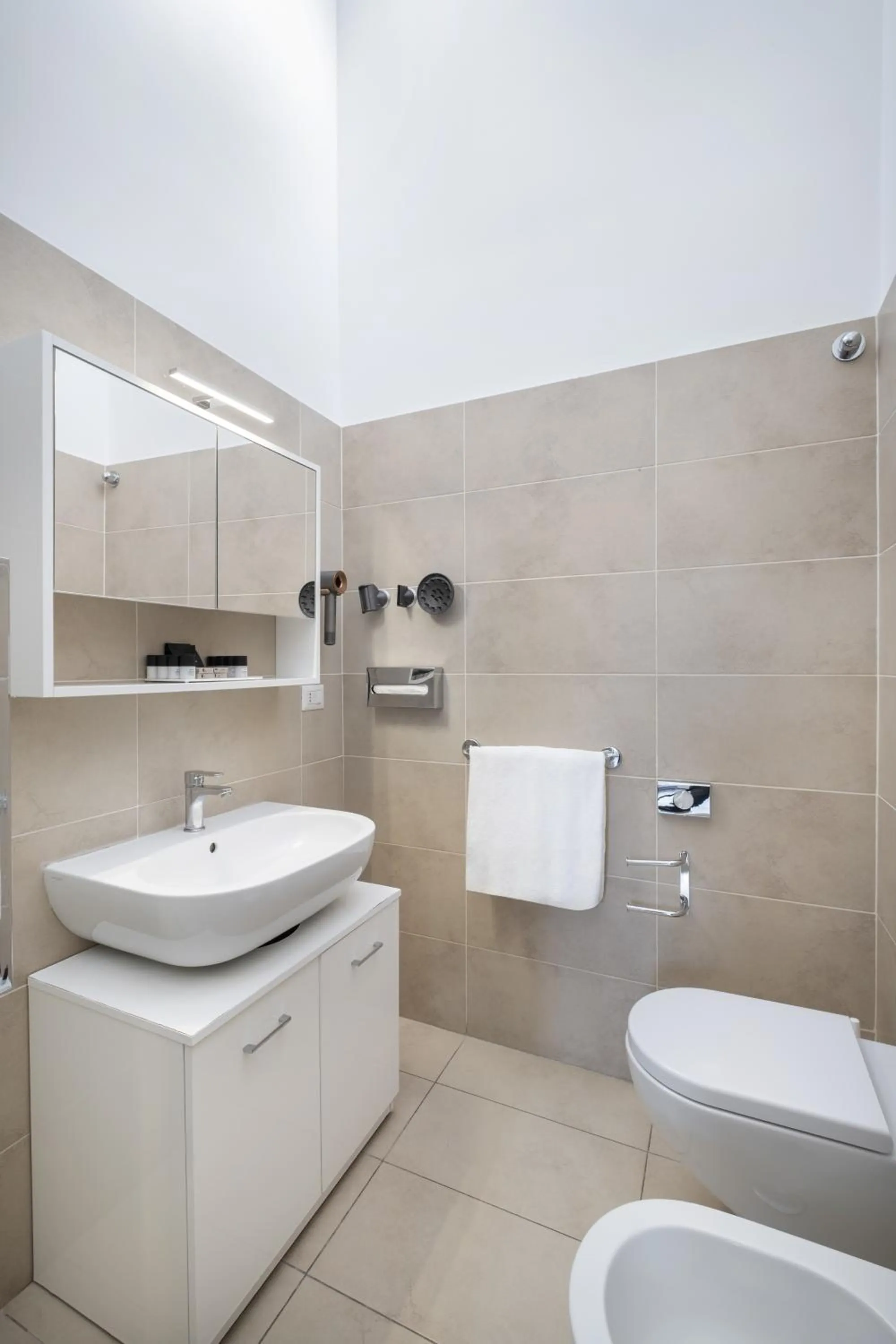 Bathroom in Oriana Homèl Roma