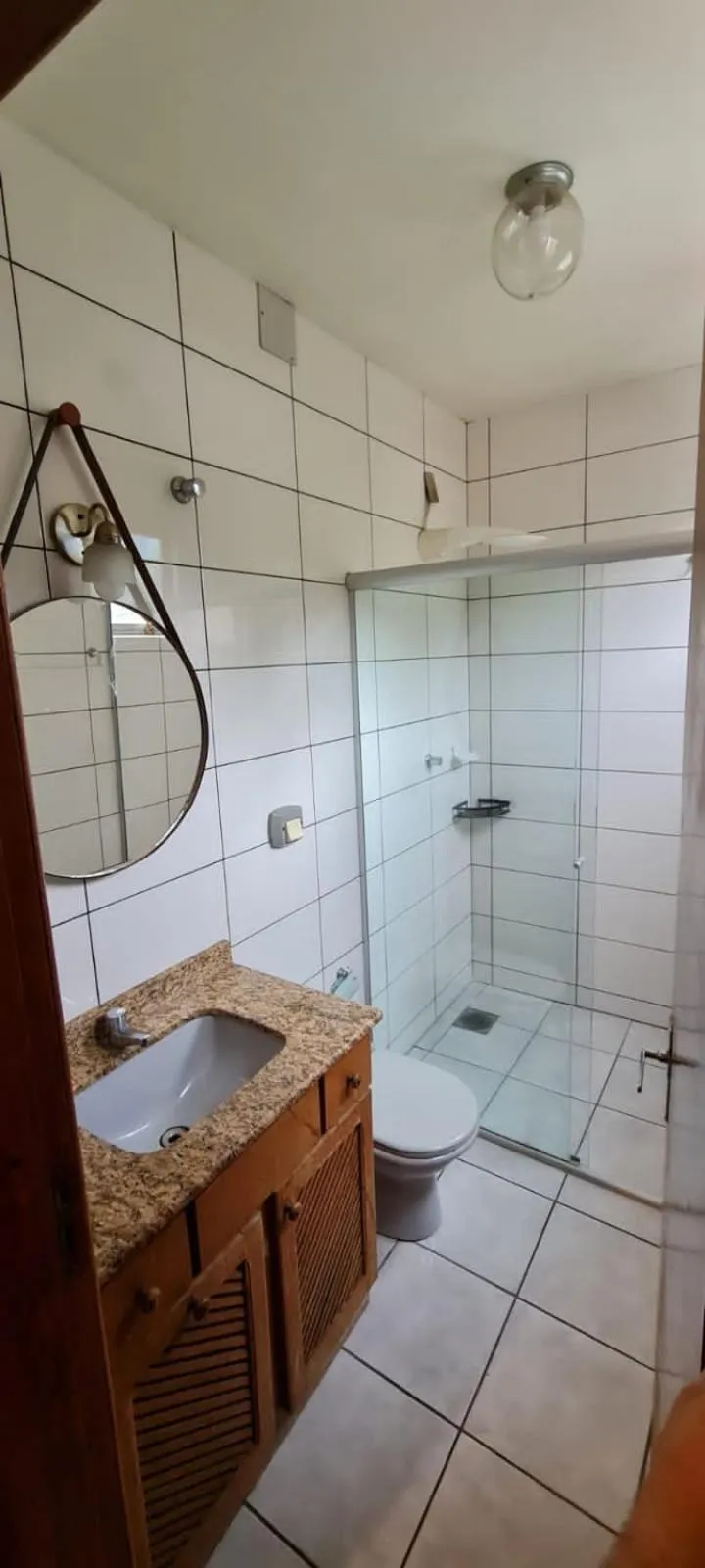 Bathroom in Hotel LF by Feliciano Joaçaba