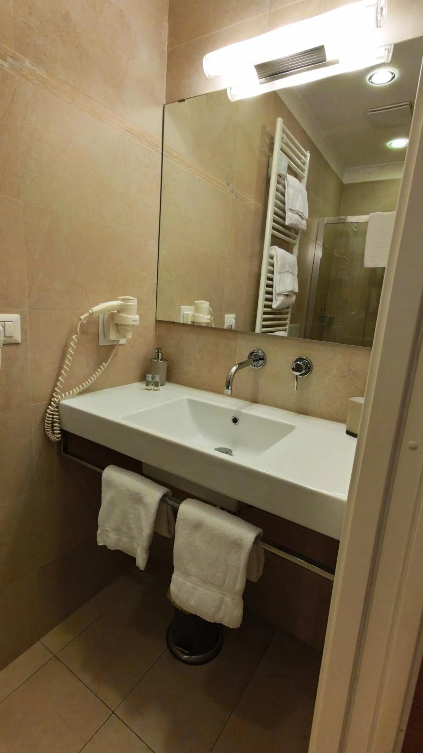 Bathroom in Via delle 5 Terre