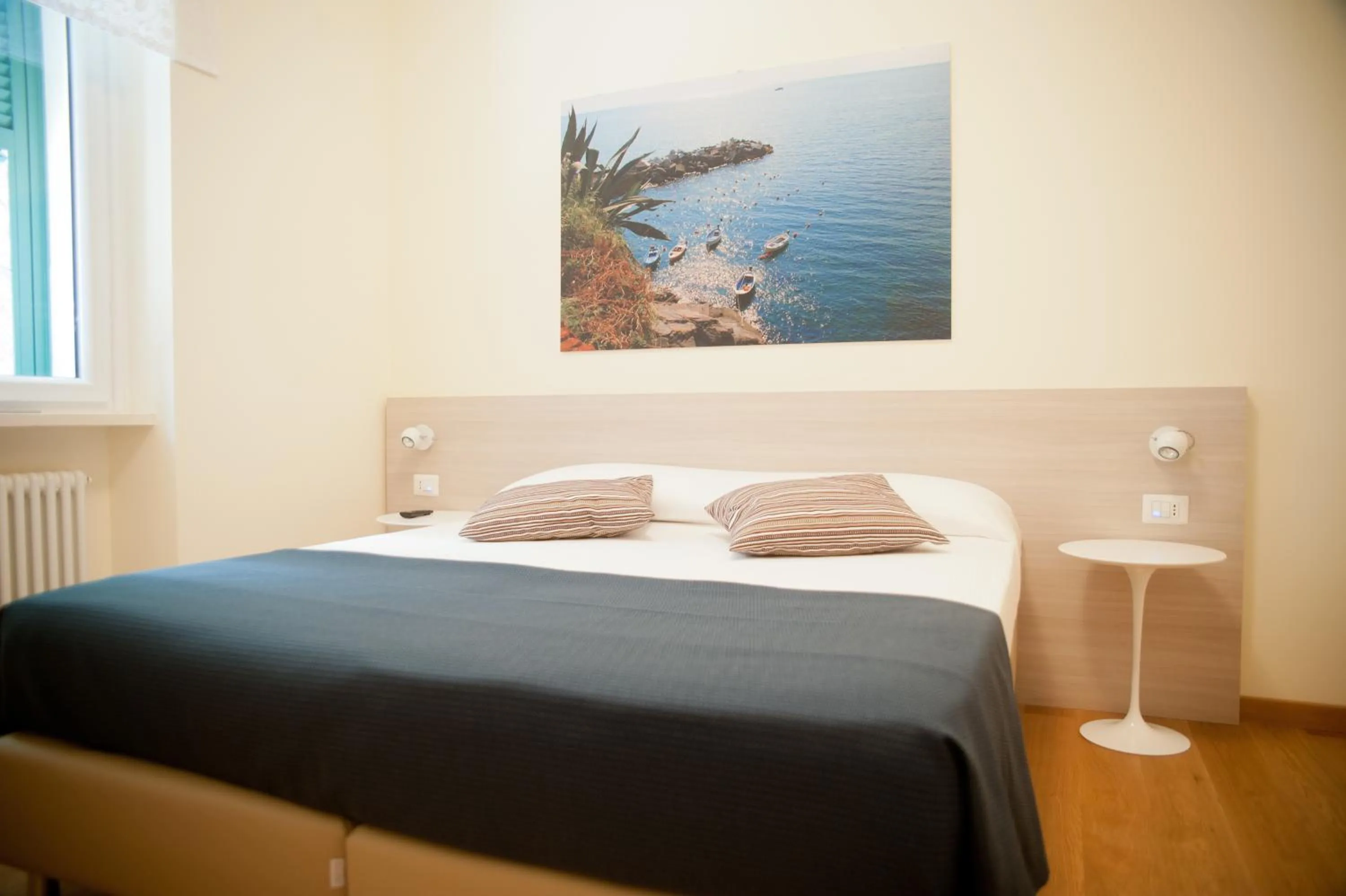 Photo of the whole room, Bed in Via delle 5 Terre