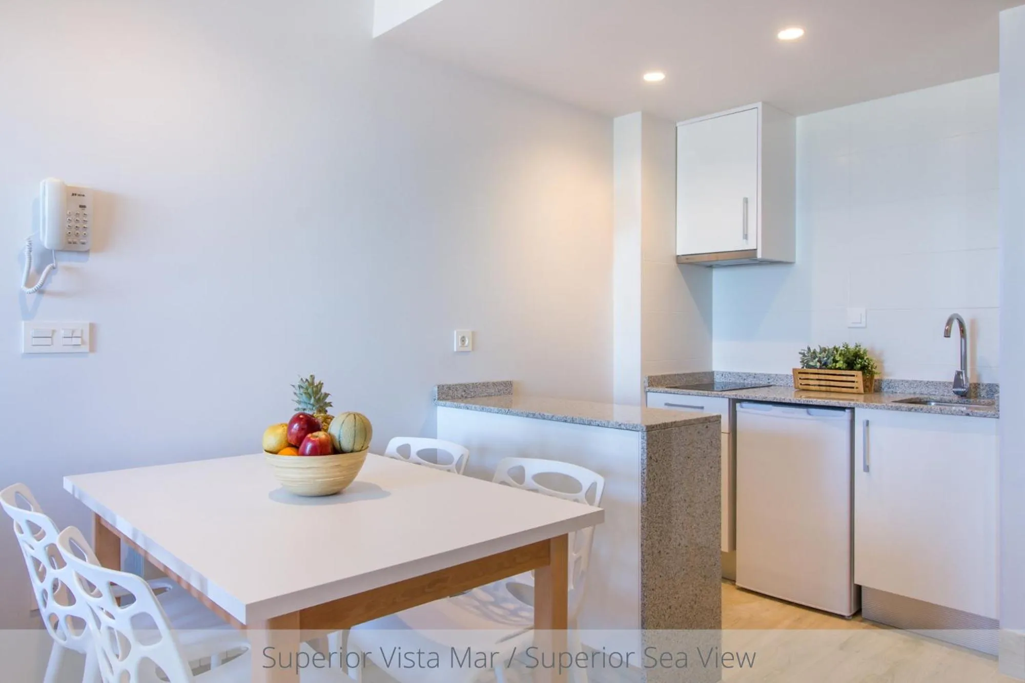 Kitchen or kitchenette in Apartamentos La Era Park