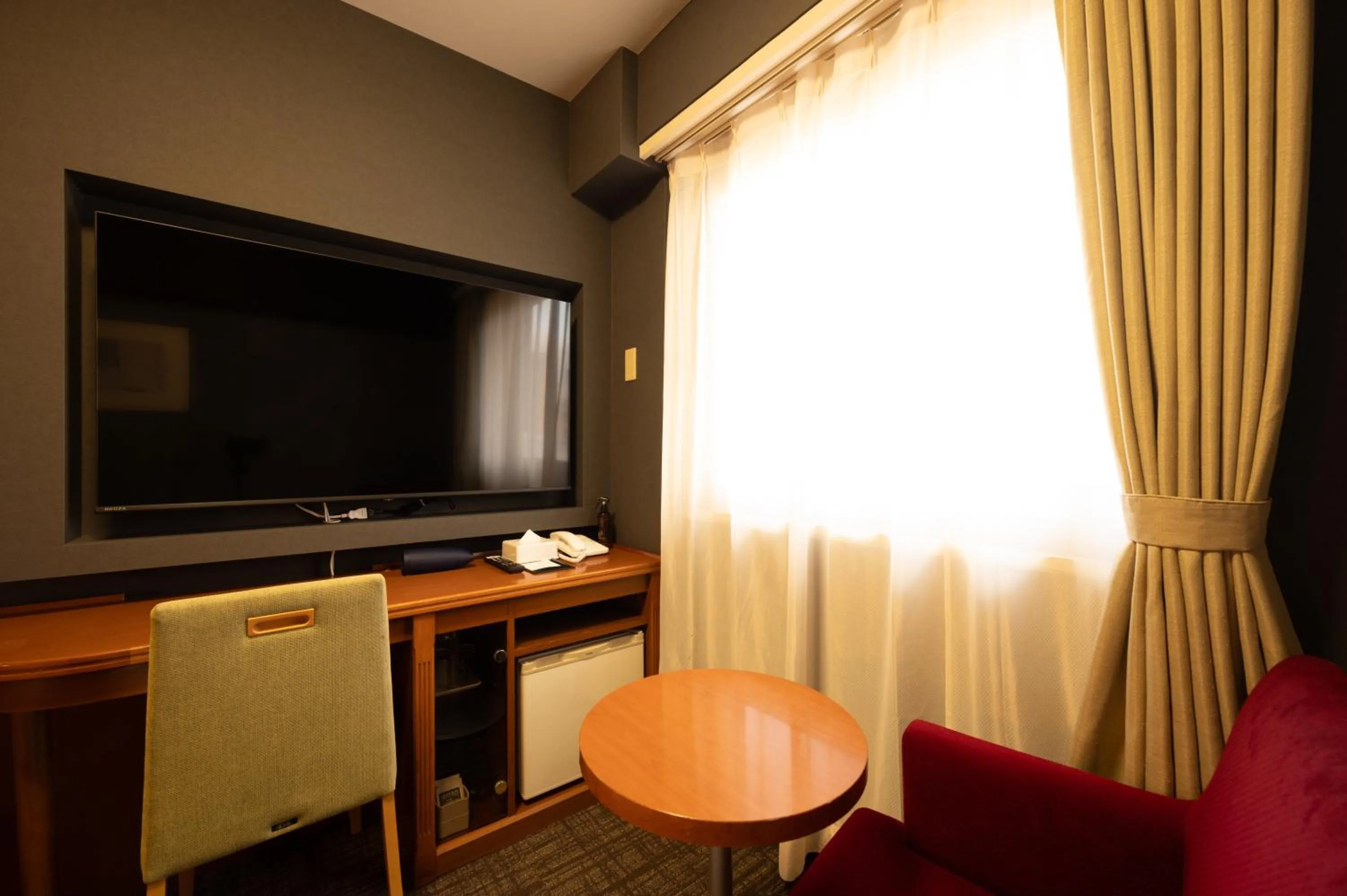 TV and multimedia in HOTEL THE7 Kumamoto