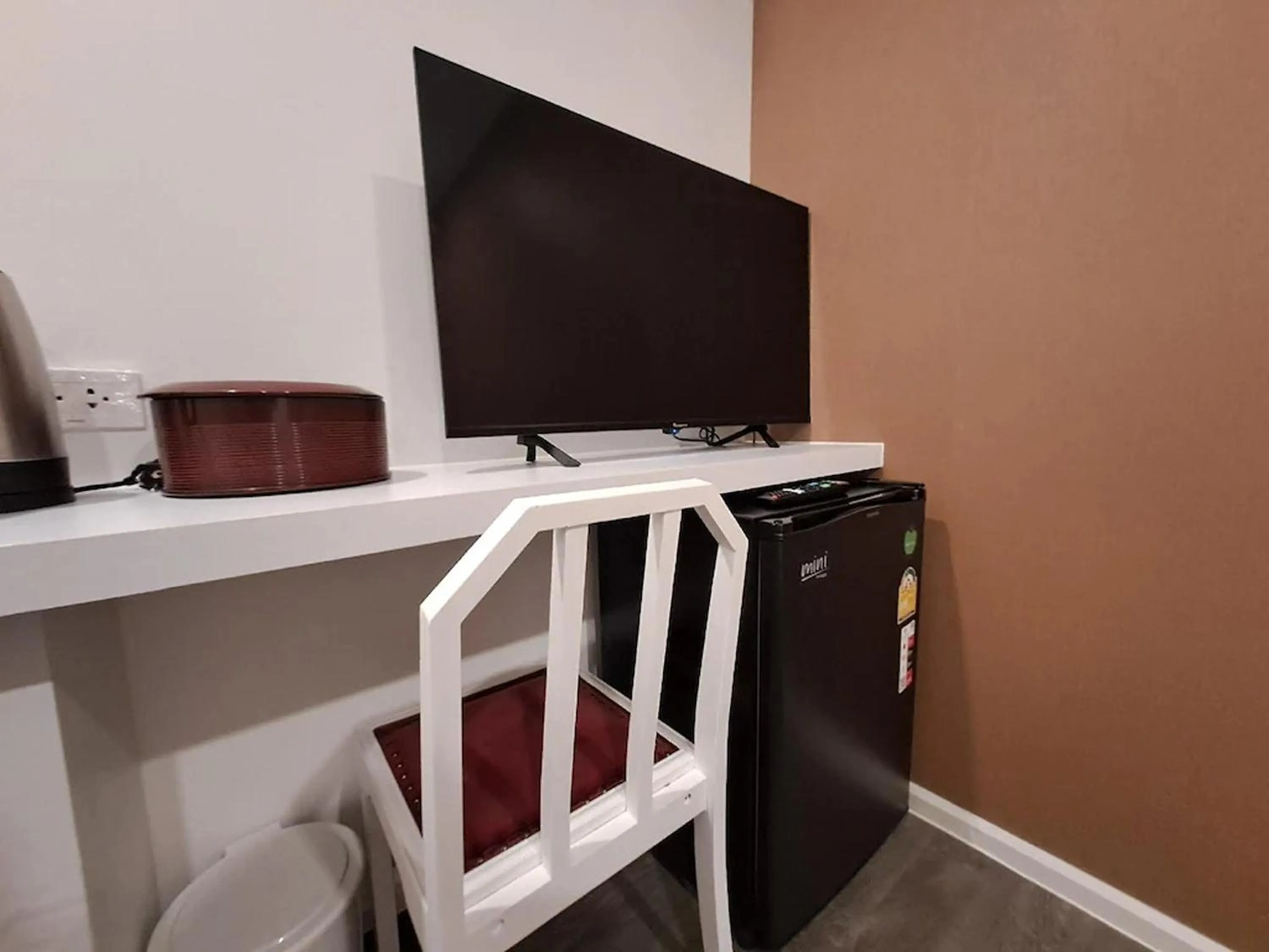 TV and multimedia in Nomads Homestay Sriracha