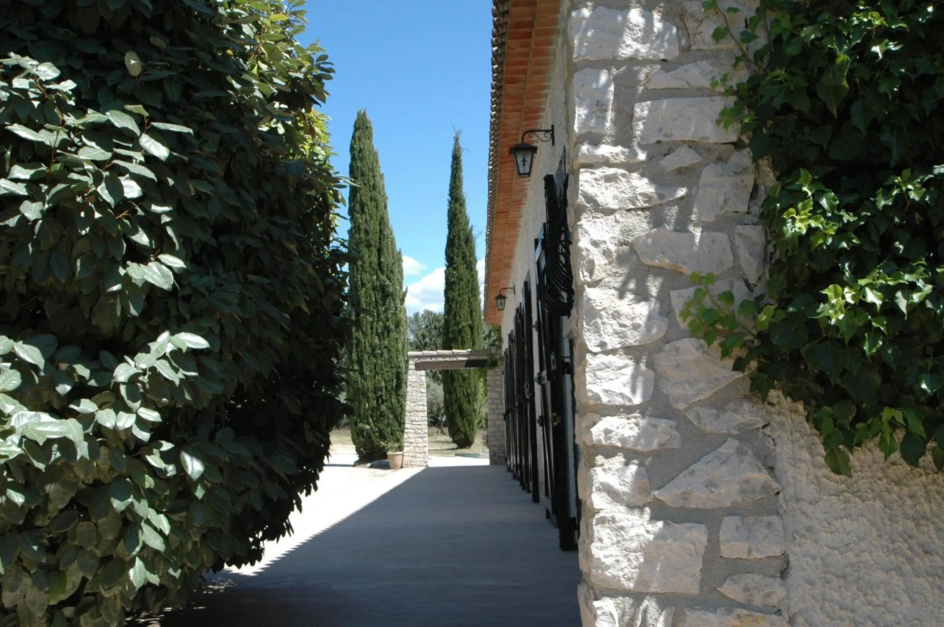 Facade/entrance in Les Mazets du Luberon
