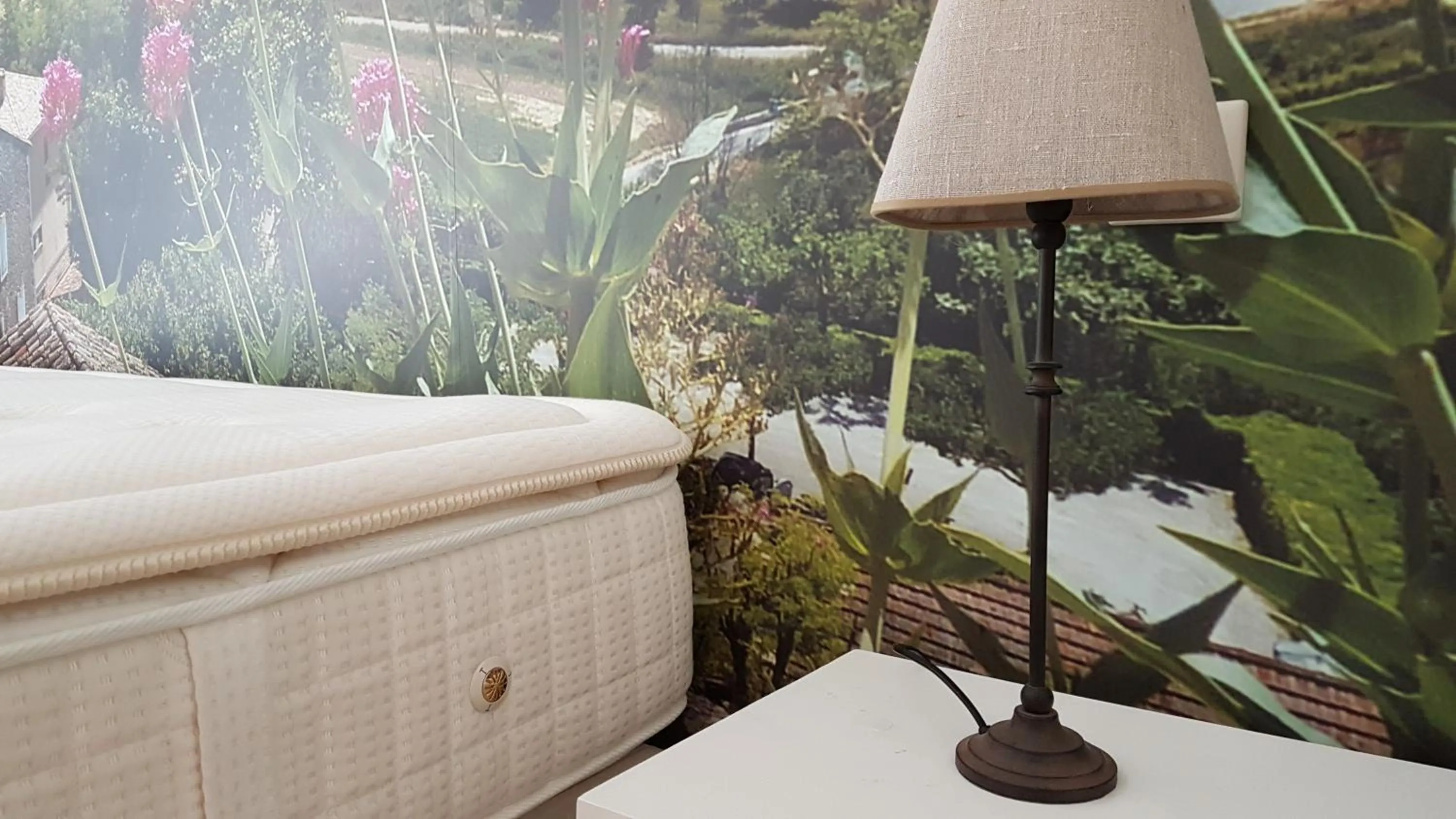 Bed in Les Mazets du Luberon