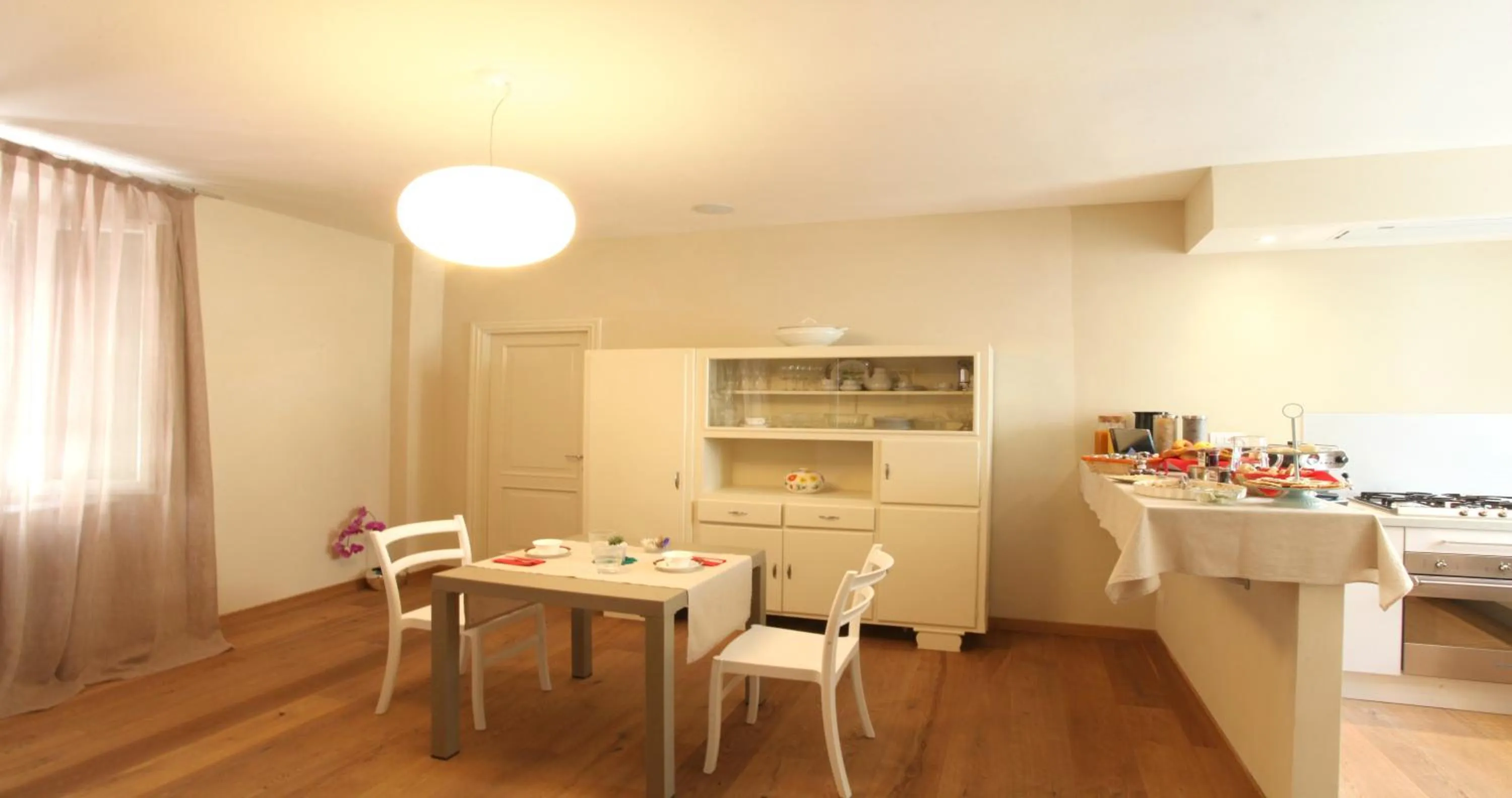 Restaurant/places to eat in B&B Antico Cancello