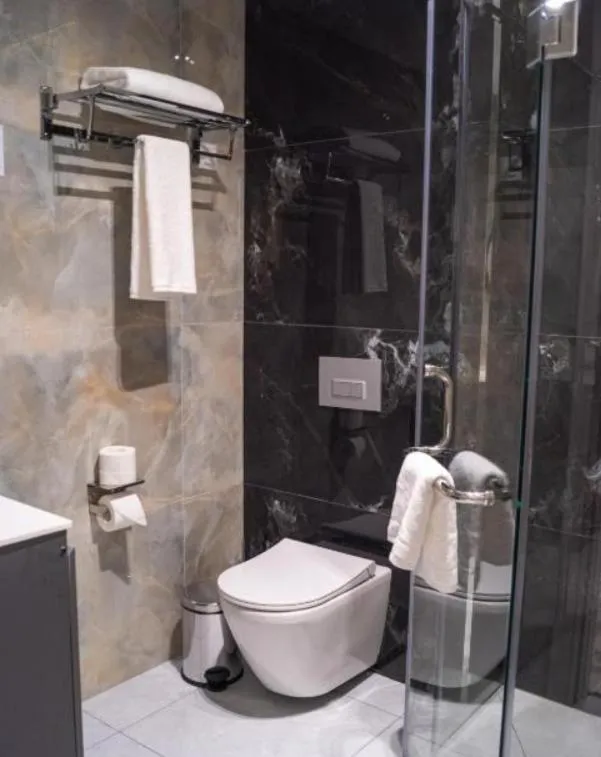 Meridian Plaza by Reikartz