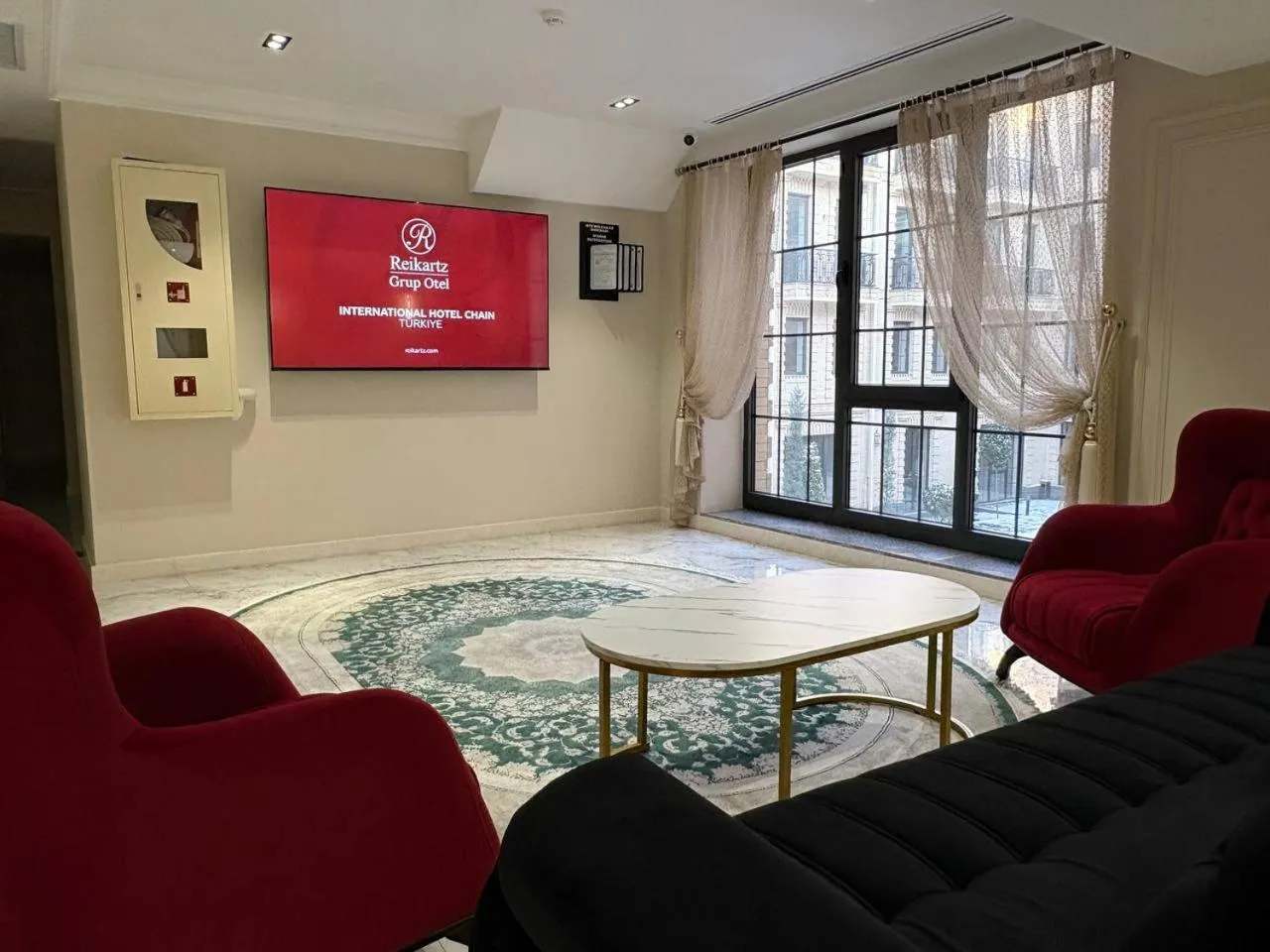 Meridian Plaza by Reikartz