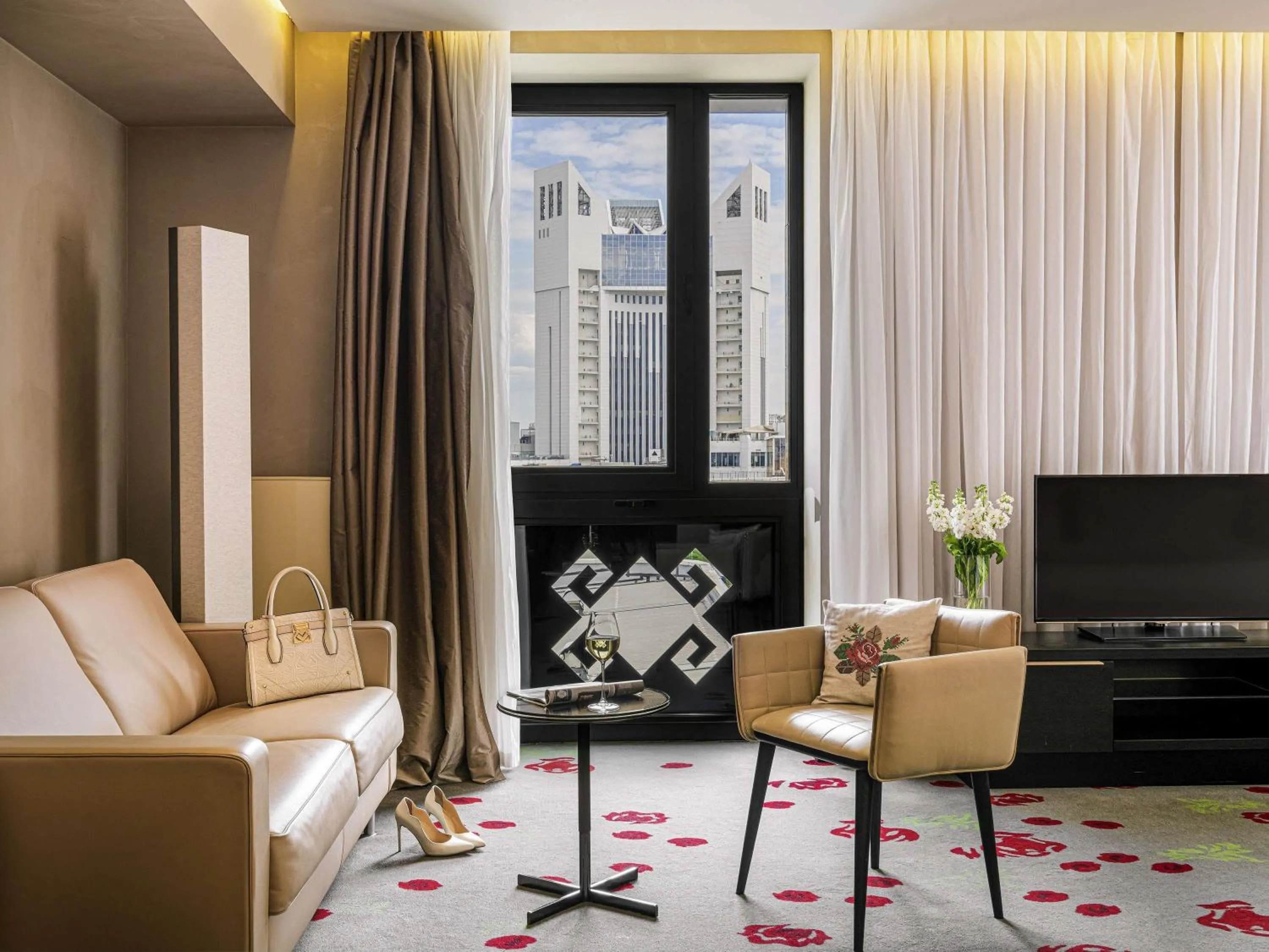 Bedroom in BERD'S Hotel