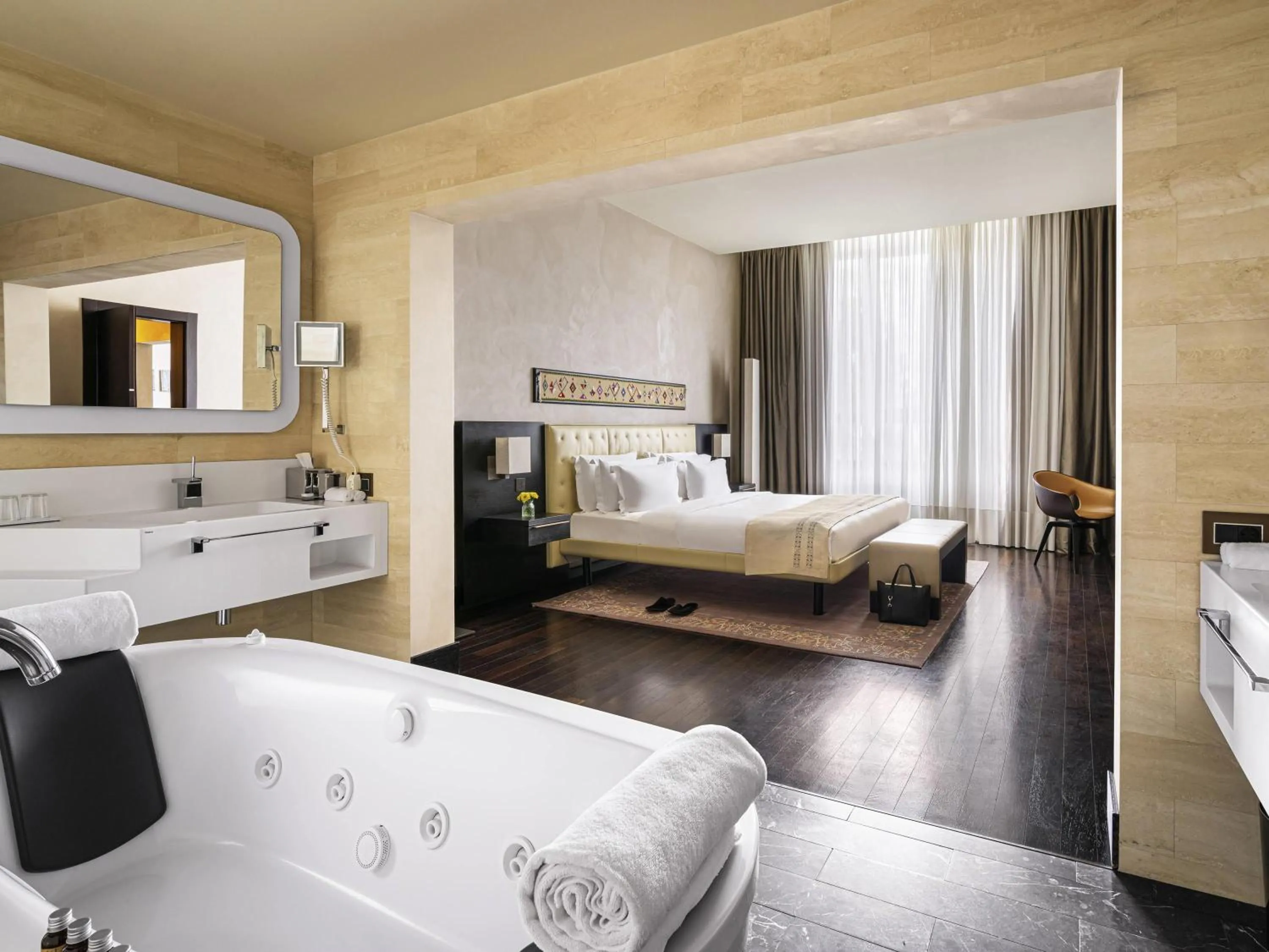 Bedroom, Bed in BERD'S Hotel