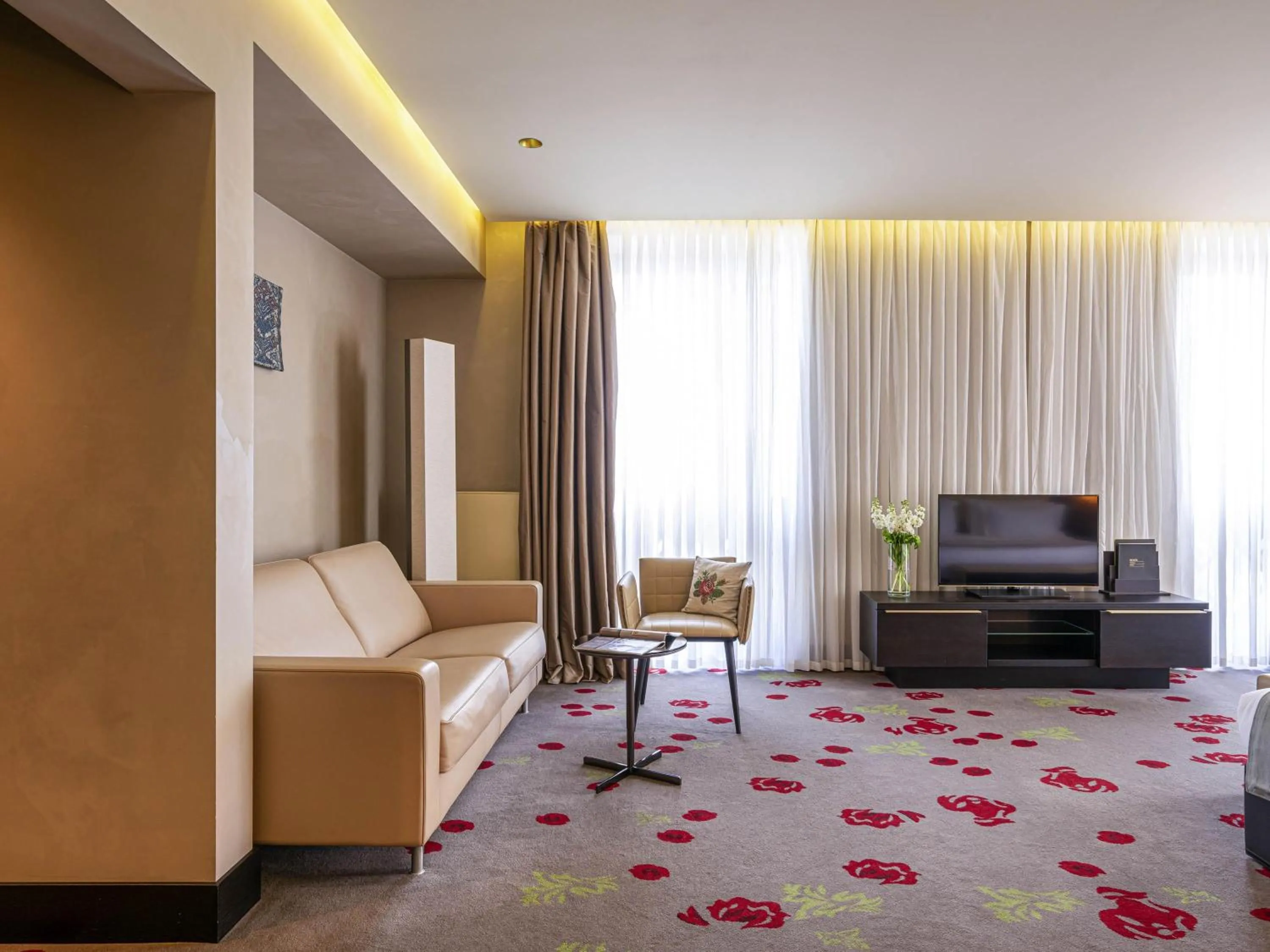 Bedroom in BERD'S Hotel