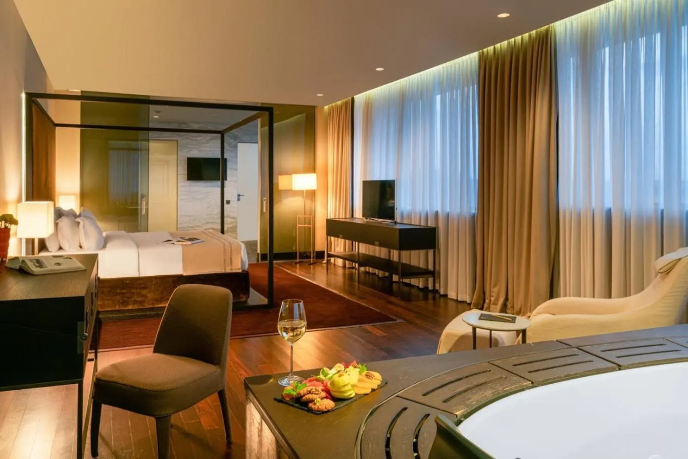 Bedroom, Bed in BERD'S Hotel