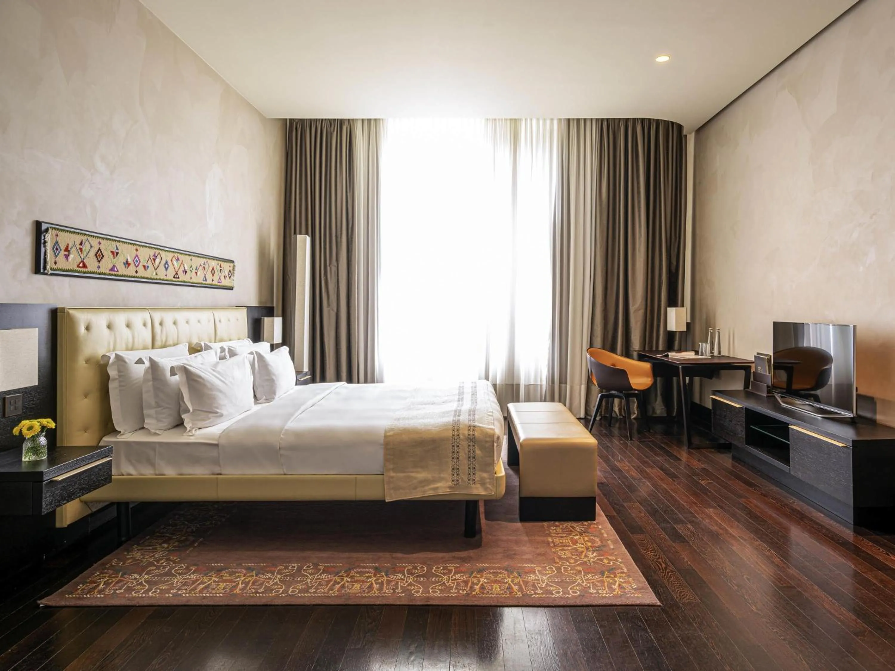 Bedroom, Bed in BERD'S Hotel