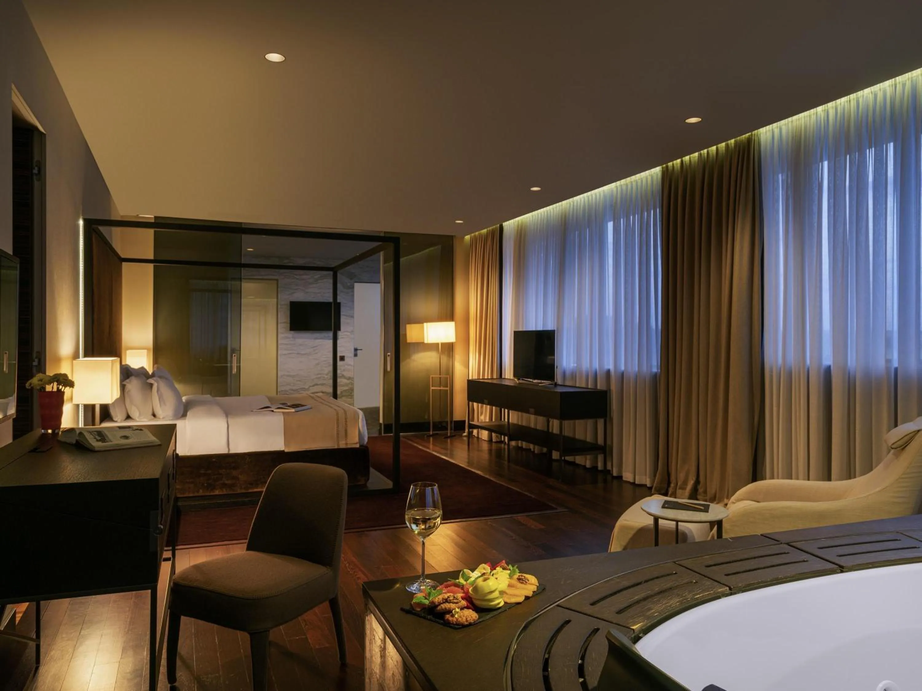 Bedroom, Bed in BERD'S Hotel