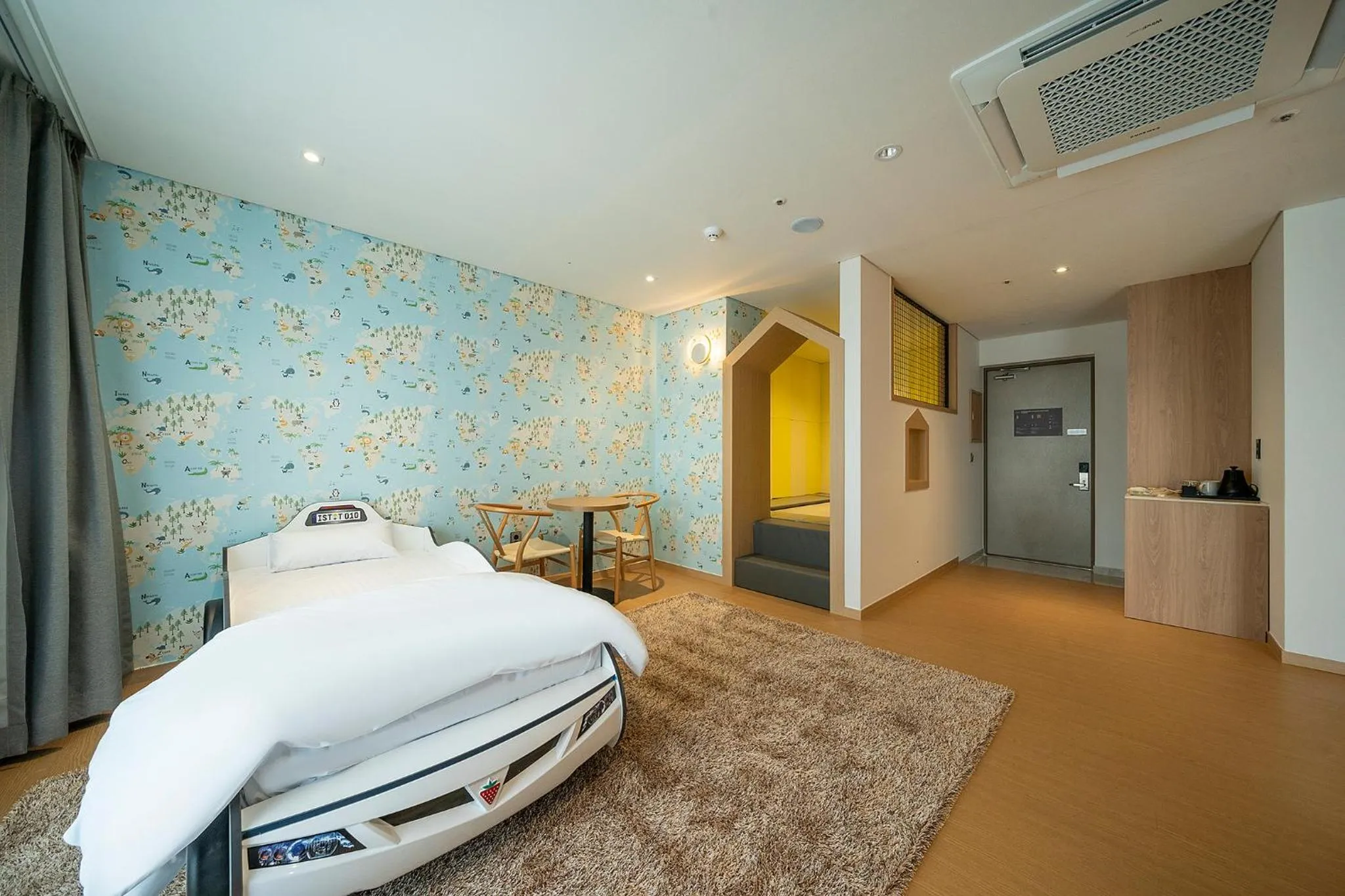 Living room, Bed in Chestertons Gyeongju