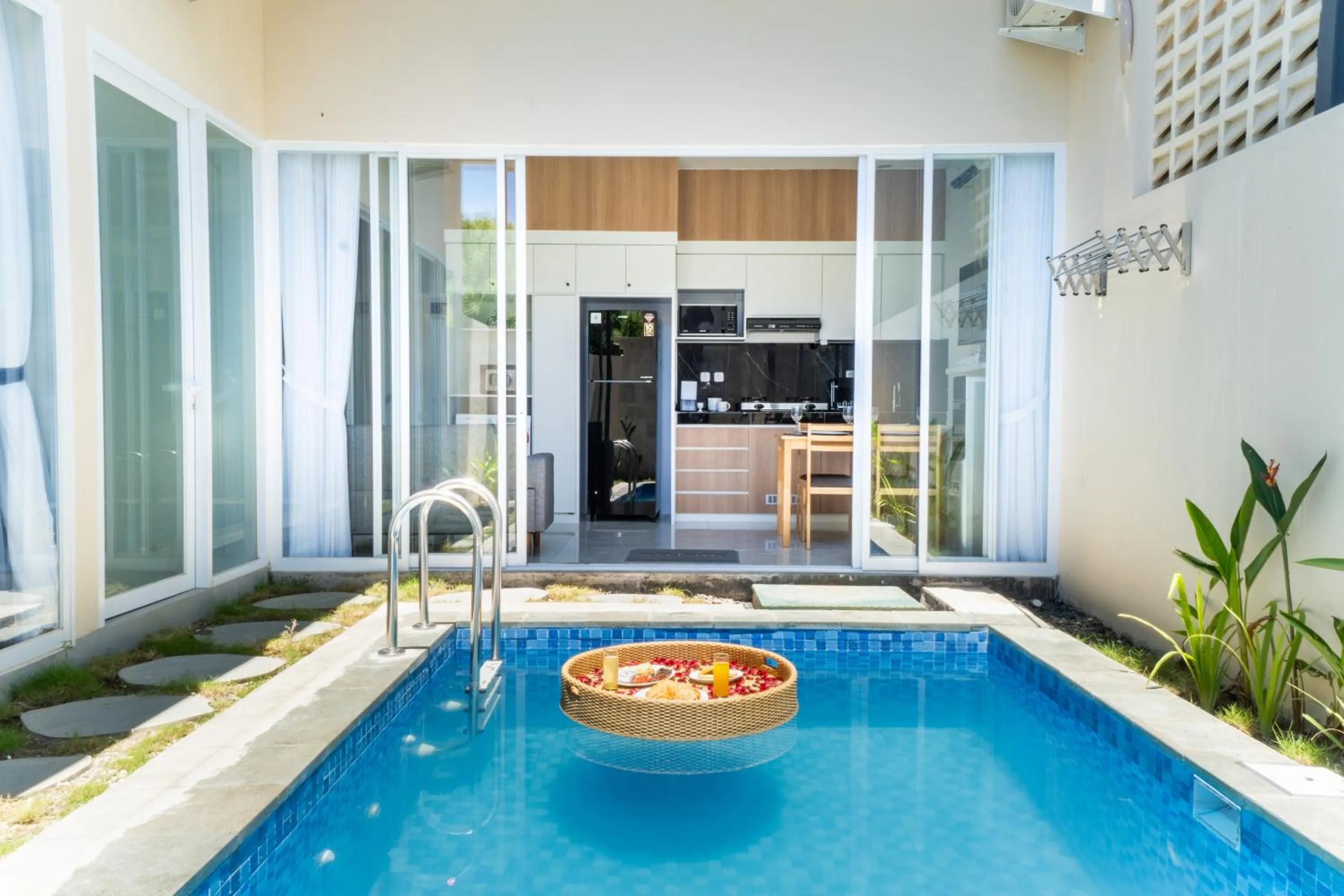 Swimming pool in Otia Villa Nusa Dua by Premier Hospitality Asia