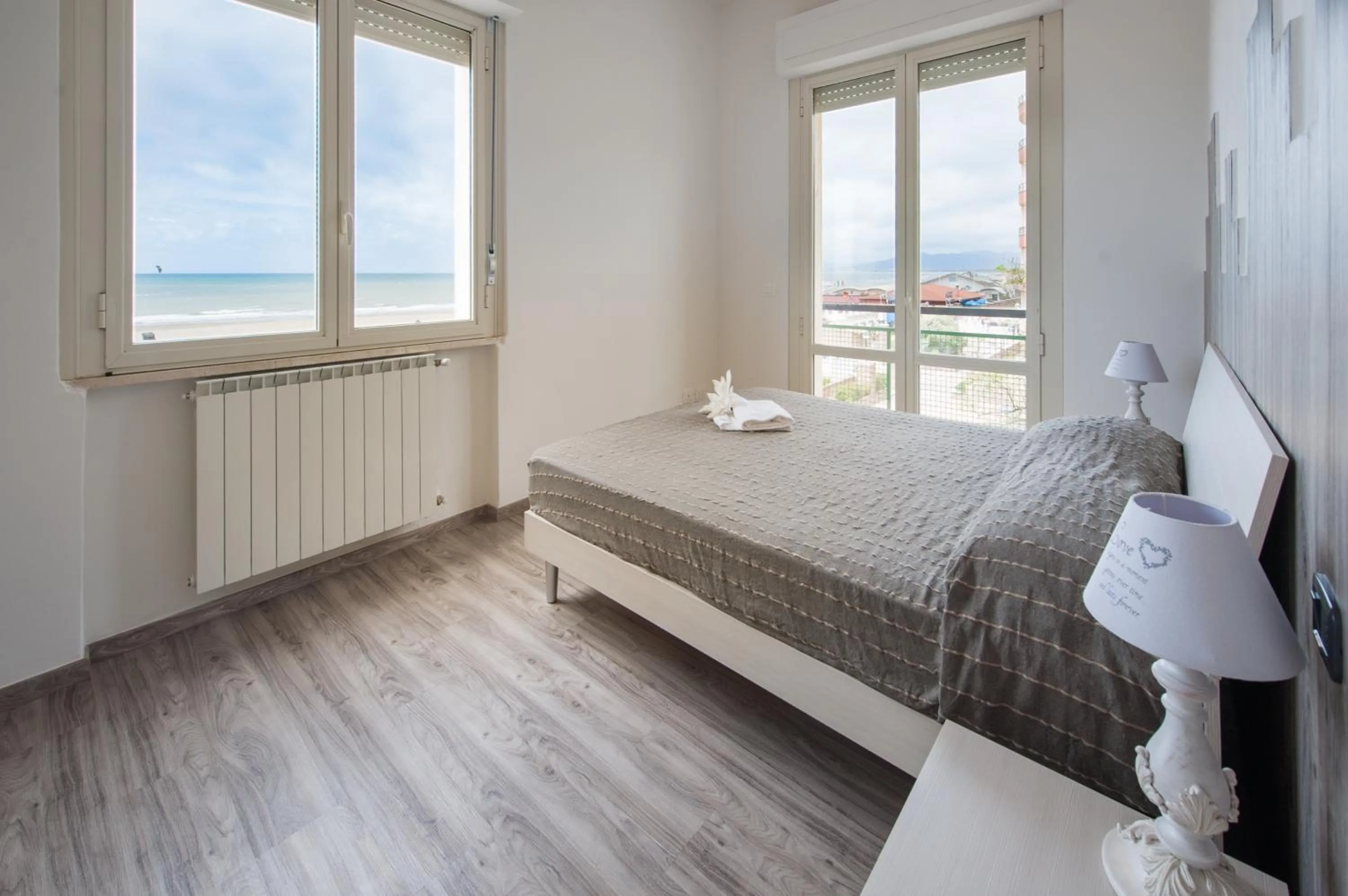 Photo of the whole room, Bed in Appartamenti Le Perle di Venere