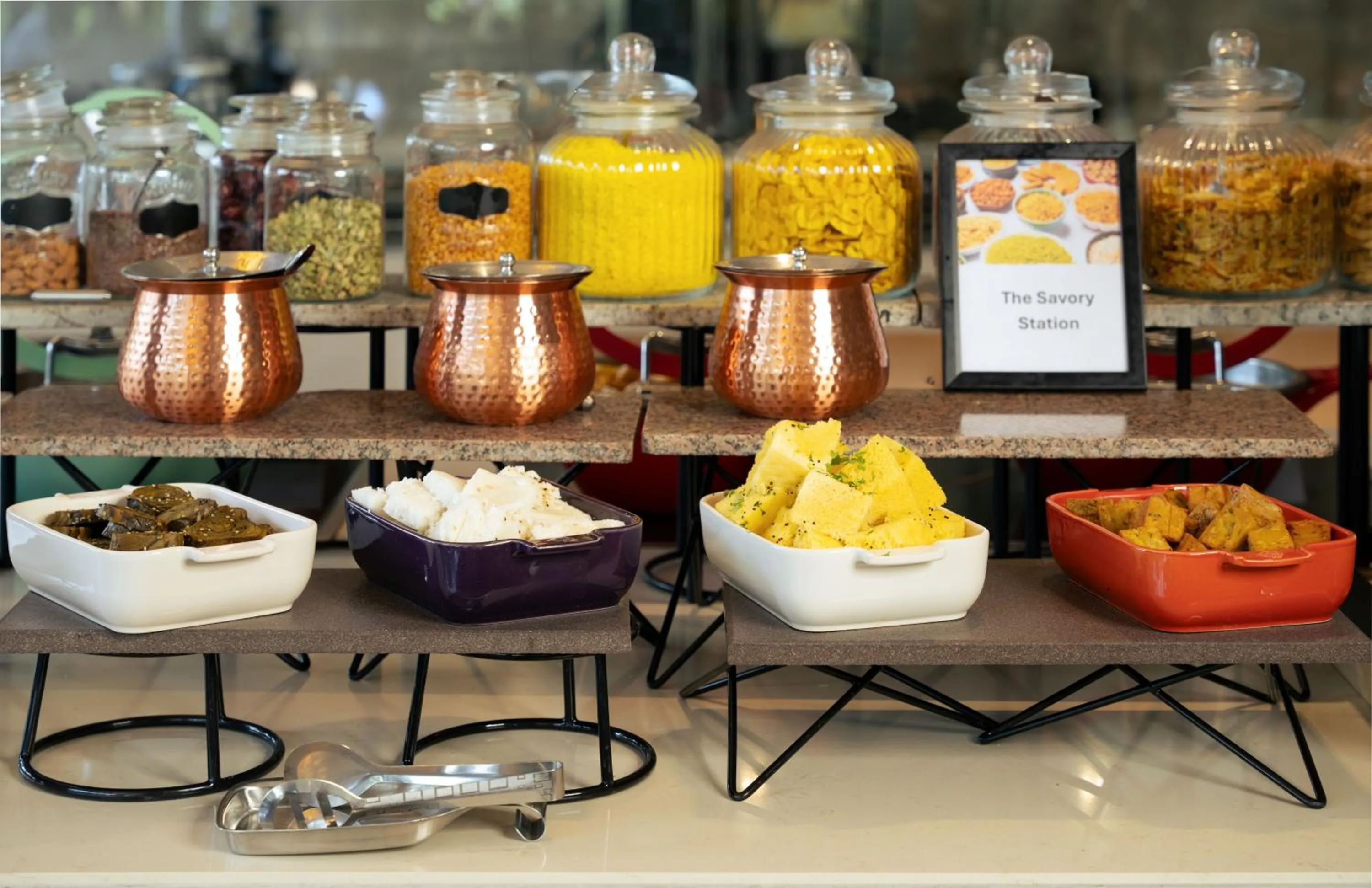 Restaurant/places to eat in Hilton Garden Inn Mumbai International Airport