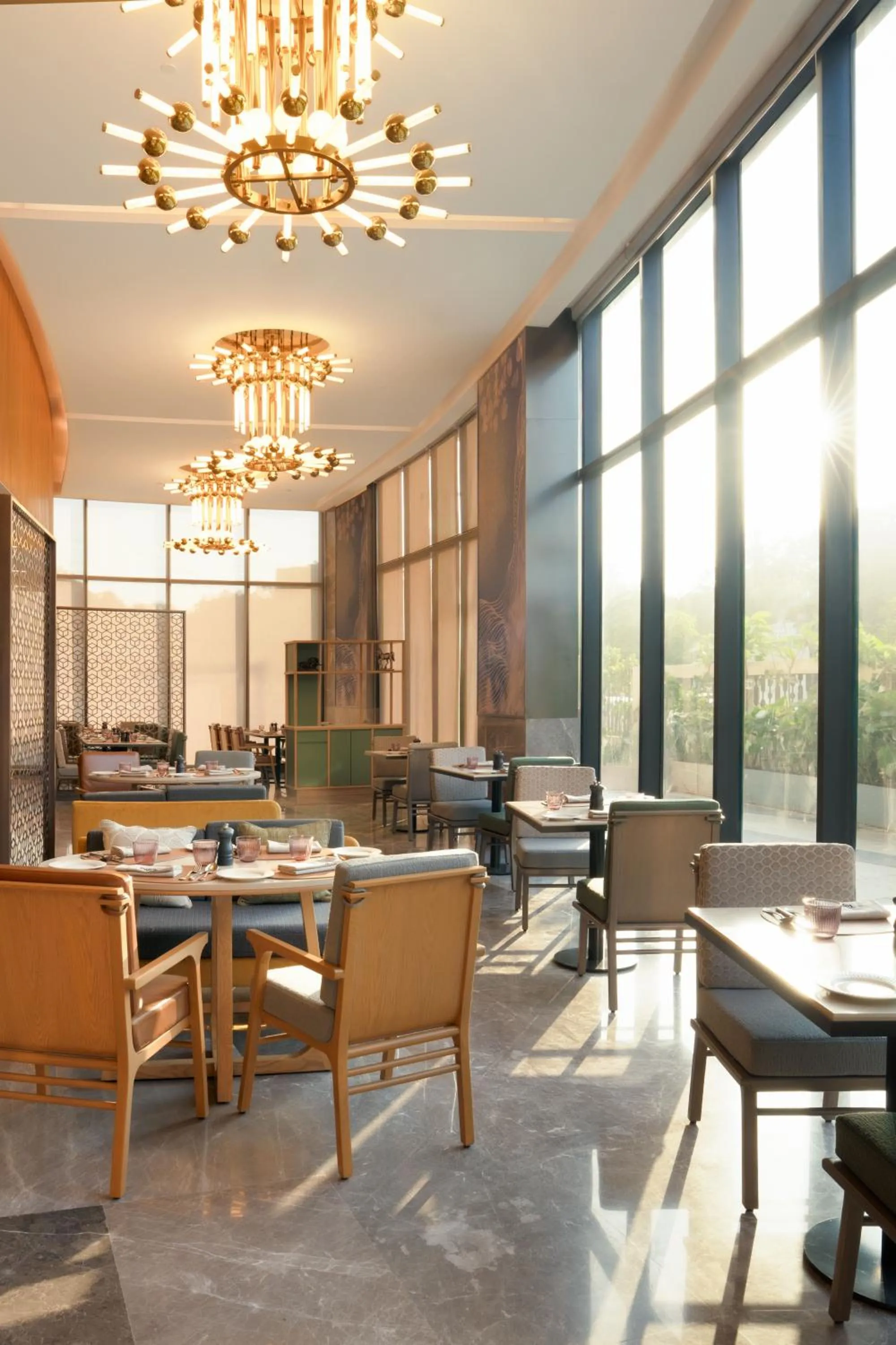 Restaurant/places to eat in Hilton Garden Inn Mumbai International Airport