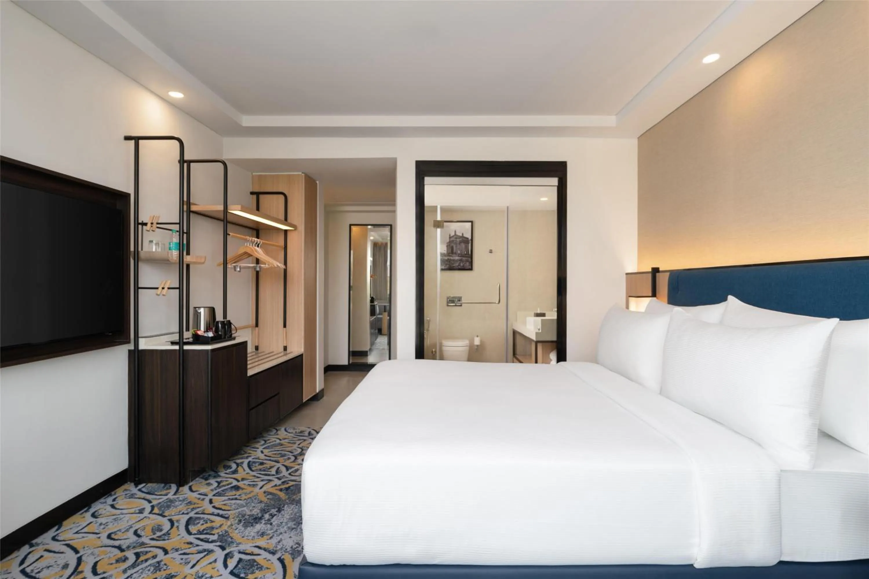 Bed in Hilton Garden Inn Mumbai International Airport