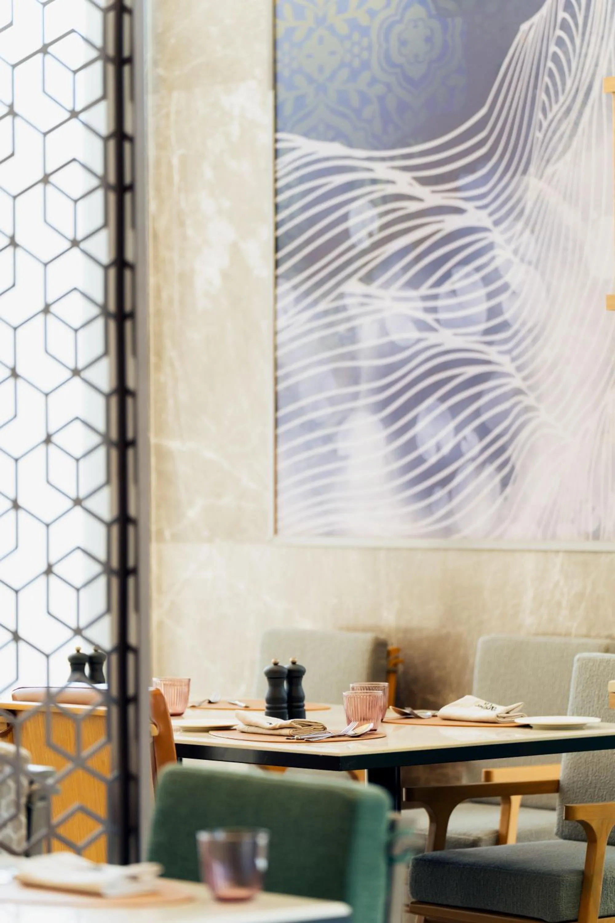 Restaurant/places to eat in Hilton Garden Inn Mumbai International Airport