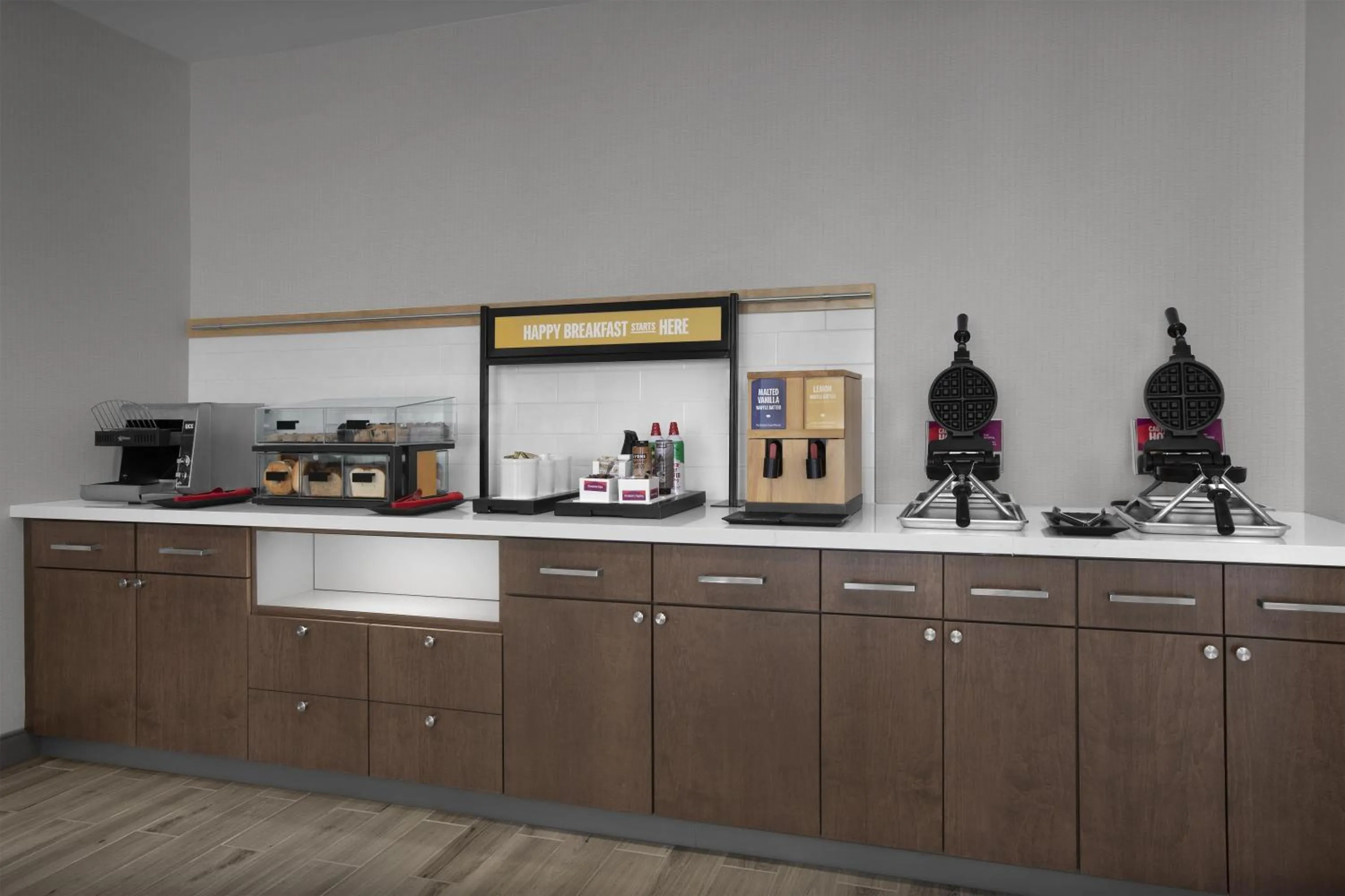 Breakfast in Hampton Inn & Suites By Hilton Wheat Ridge Denver West