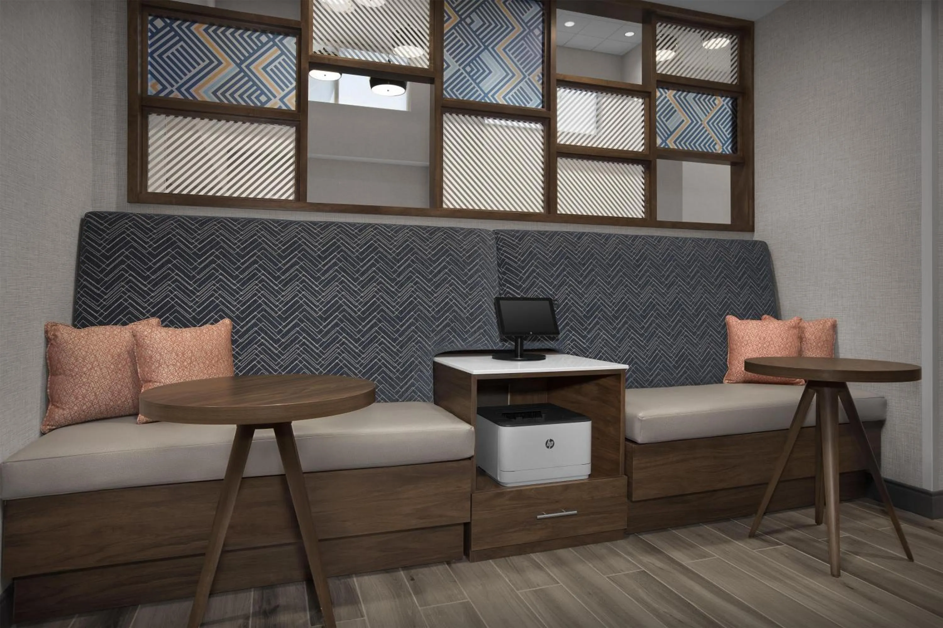 Property building in Hampton Inn & Suites By Hilton Wheat Ridge Denver West