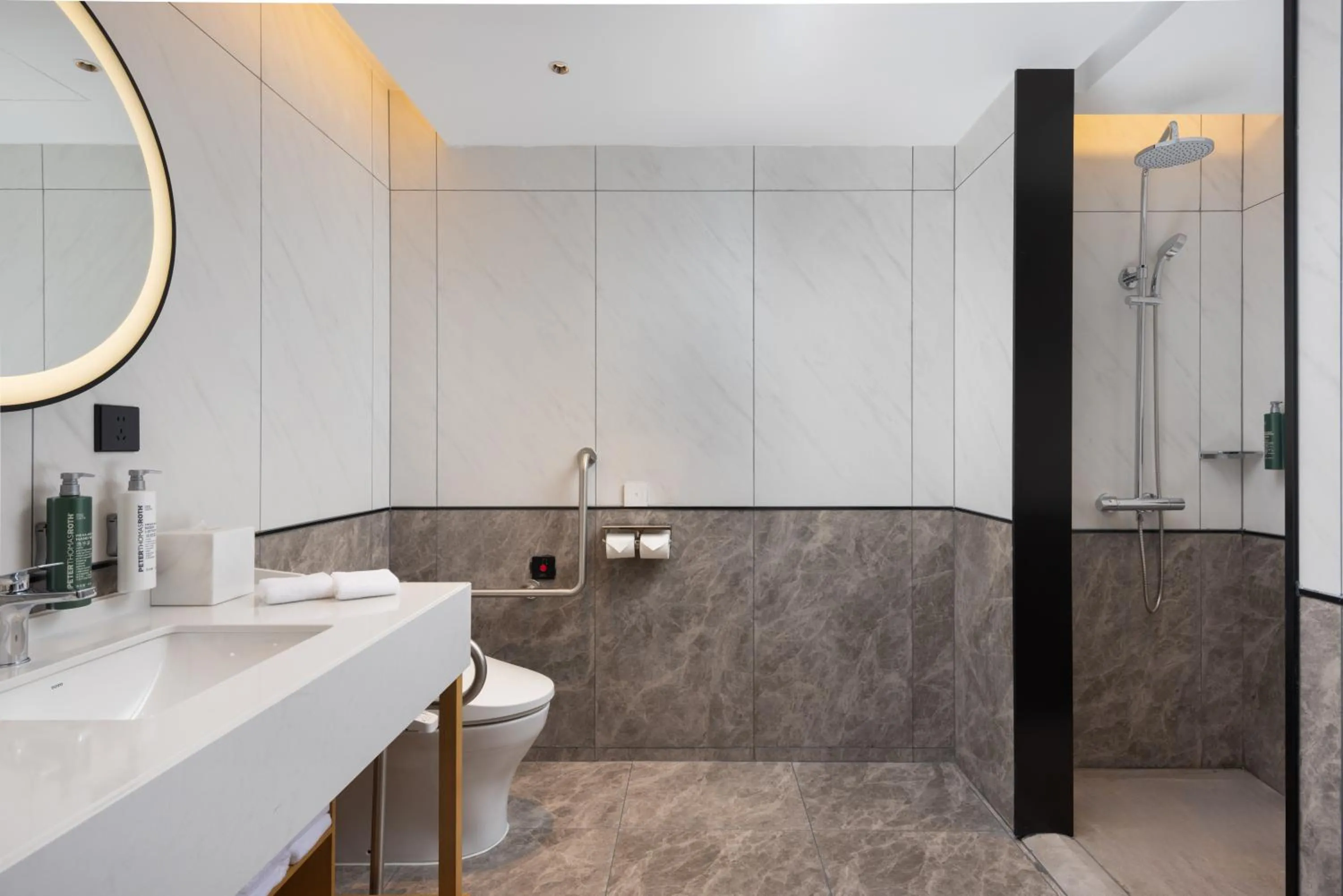 Bathroom in Hilton Garden Inn Huai'An Huaiyin