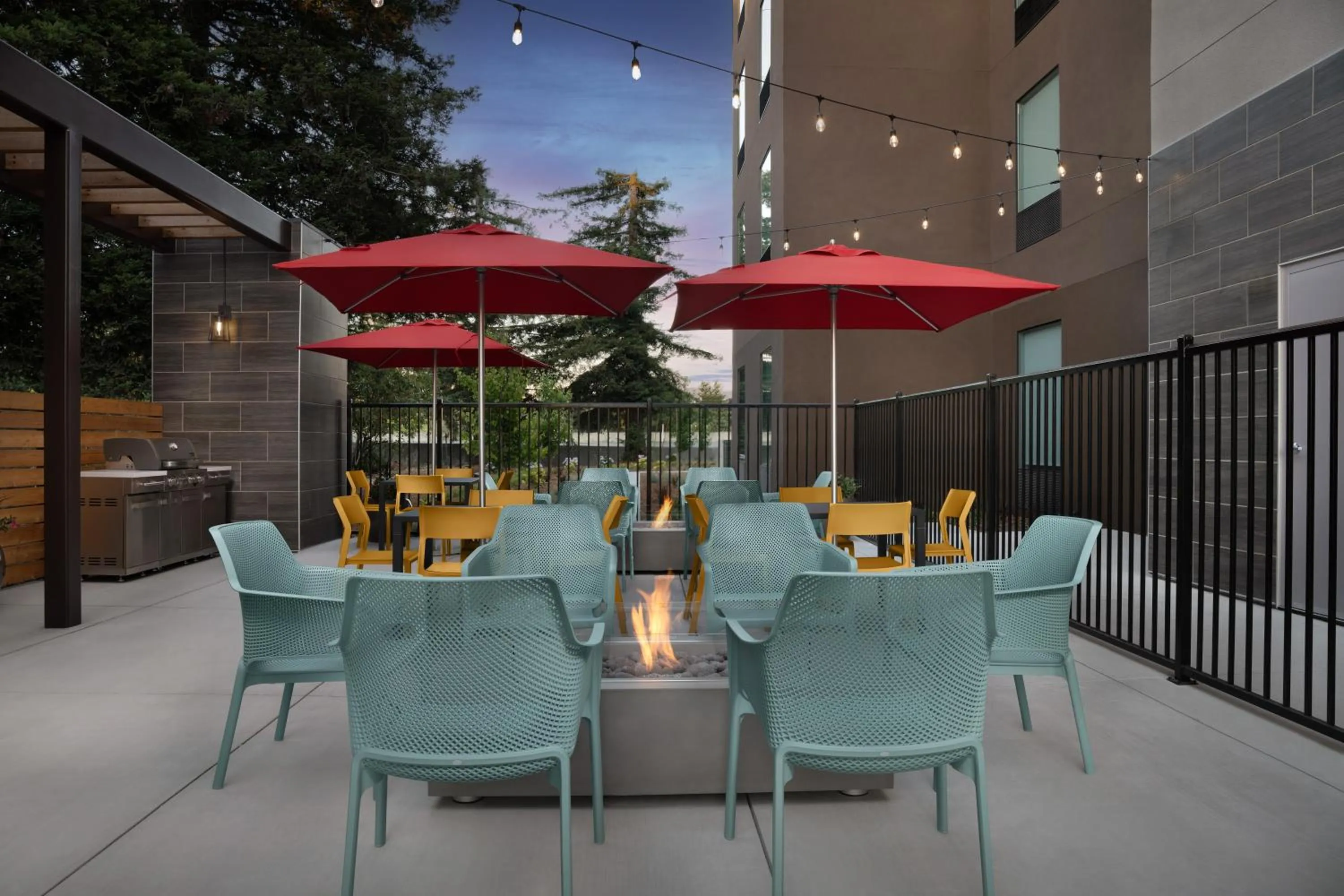 Balcony/Terrace in Home2 Suites By Hilton Rohnert Park Sonoma County