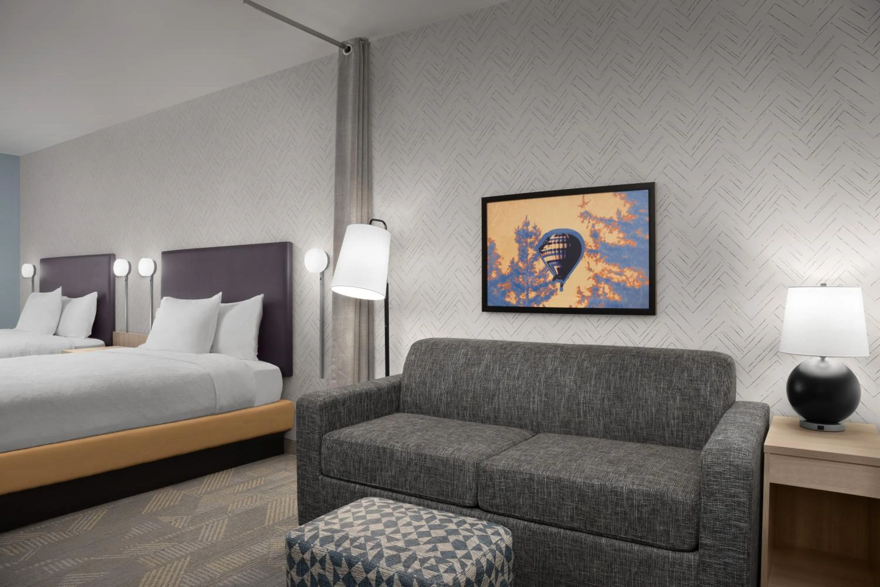 Photo of the whole room, Bed in Home2 Suites By Hilton Rohnert Park Sonoma County