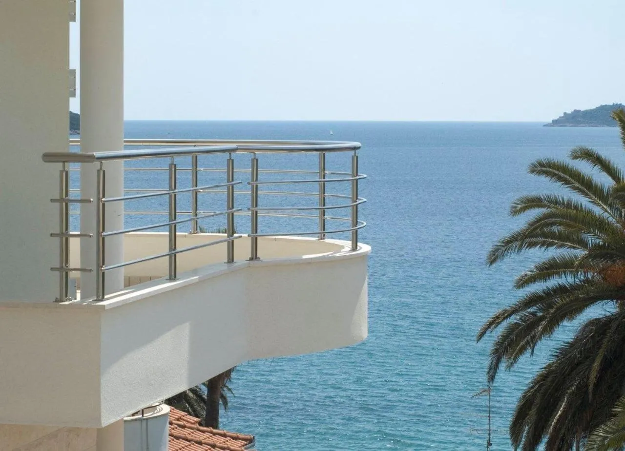 Day in Apartments Boka Residence