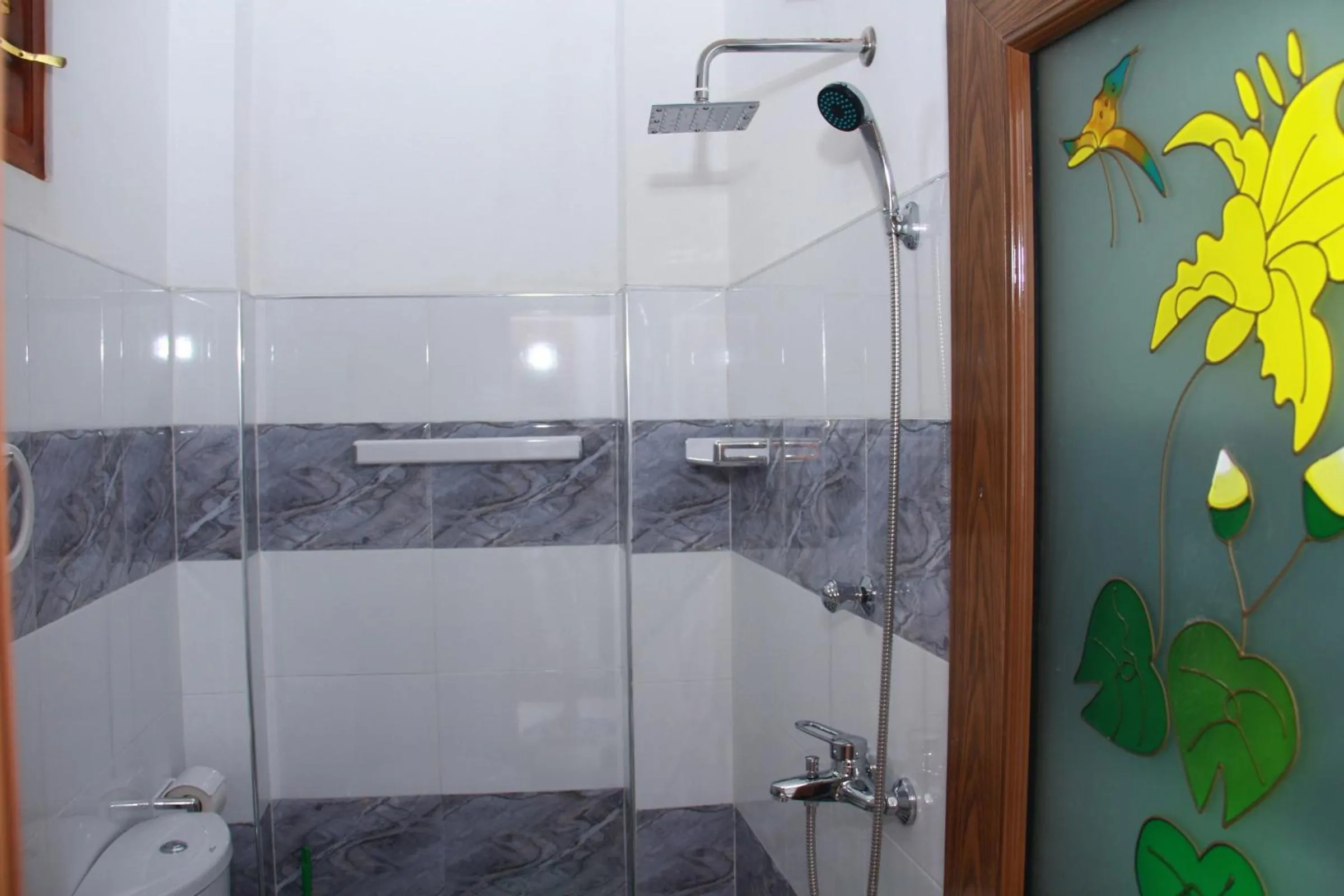 Bathroom in Orchid Rest