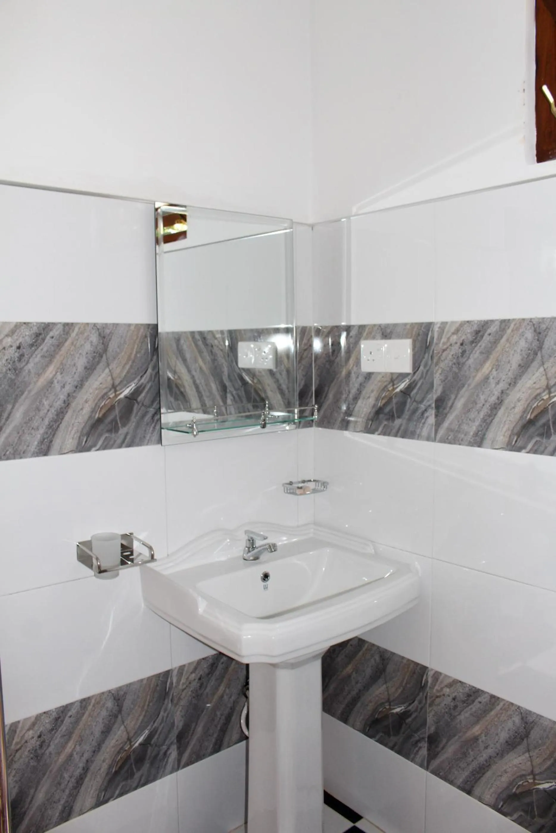 Bathroom in Orchid Rest