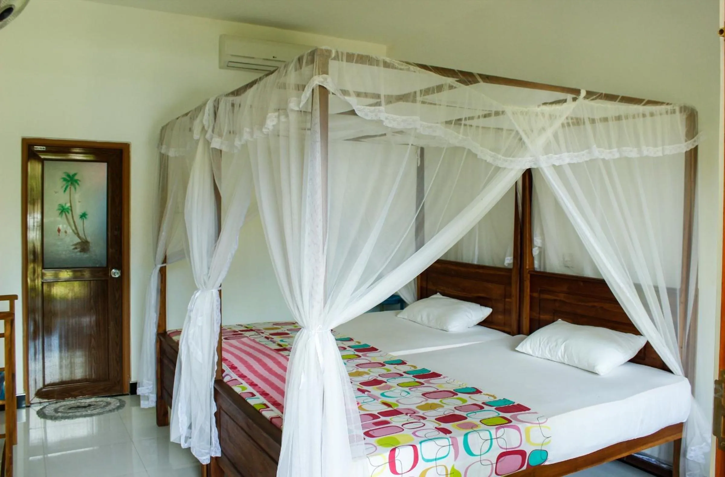 Bedroom, Bed in Orchid Rest