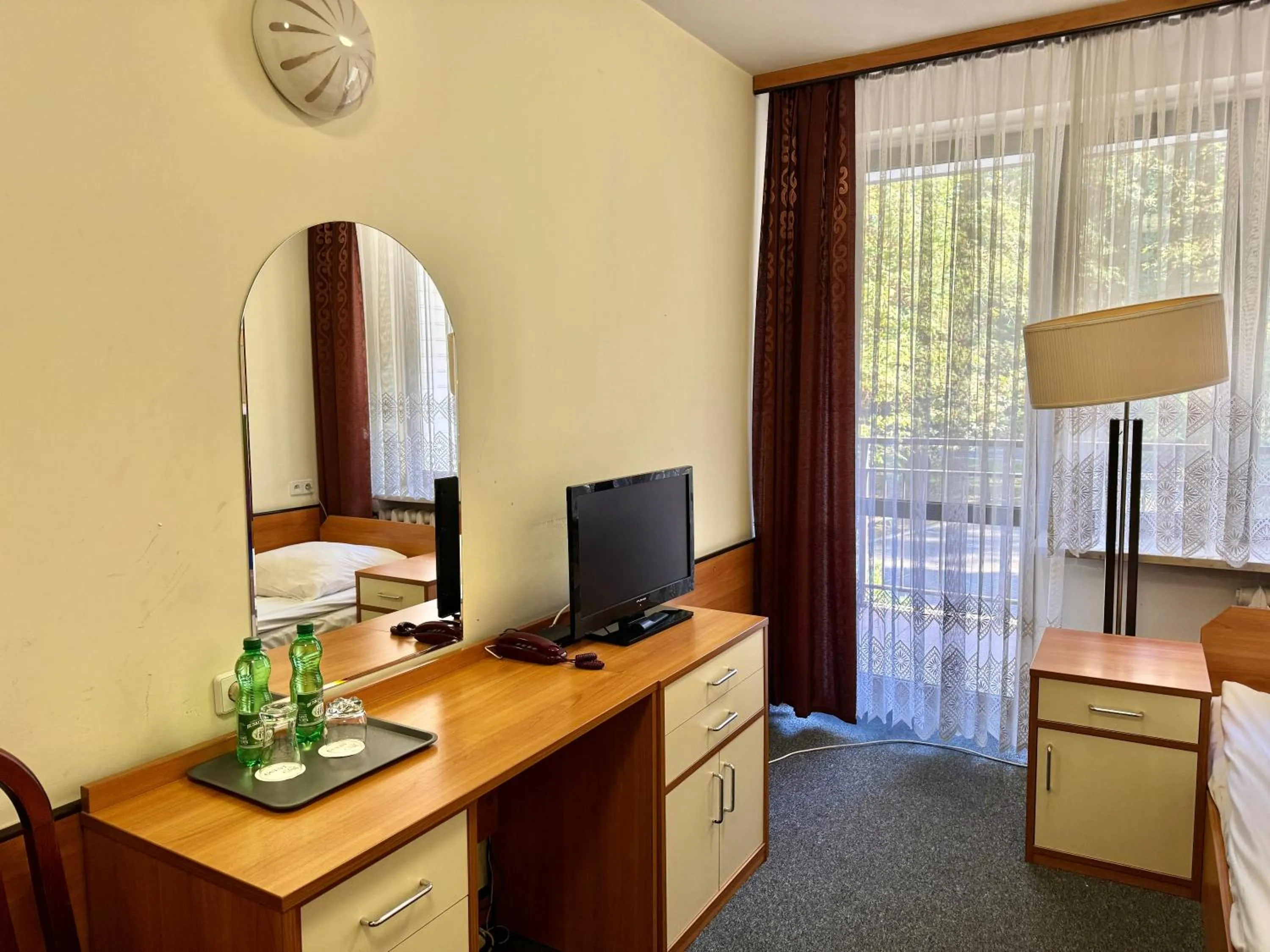 TV and multimedia, Bed in Hotel Echo