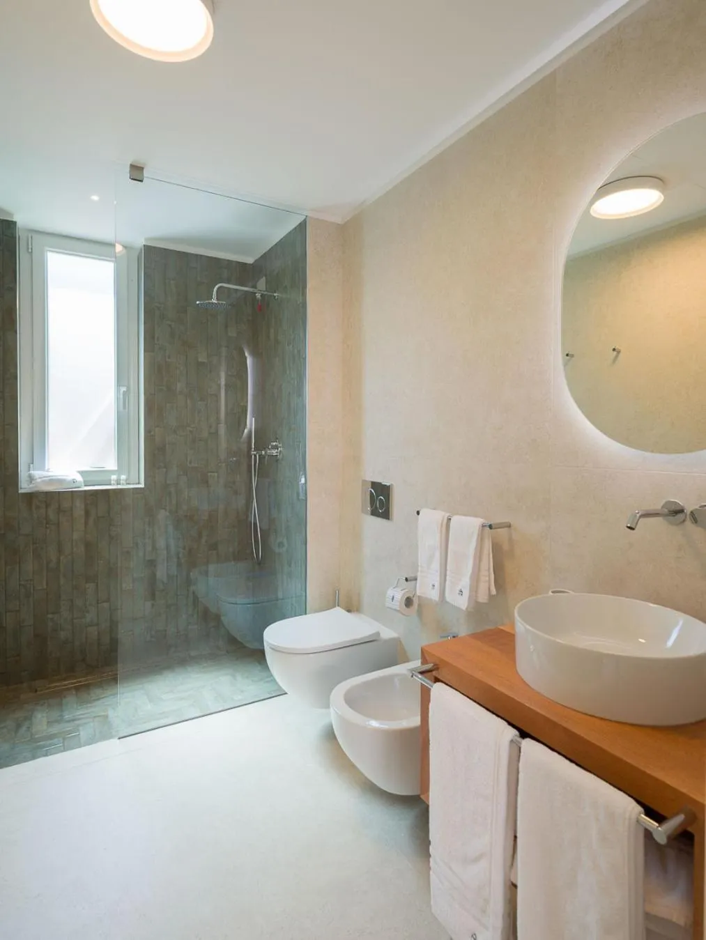 Shower in San Vito Resort & Spa